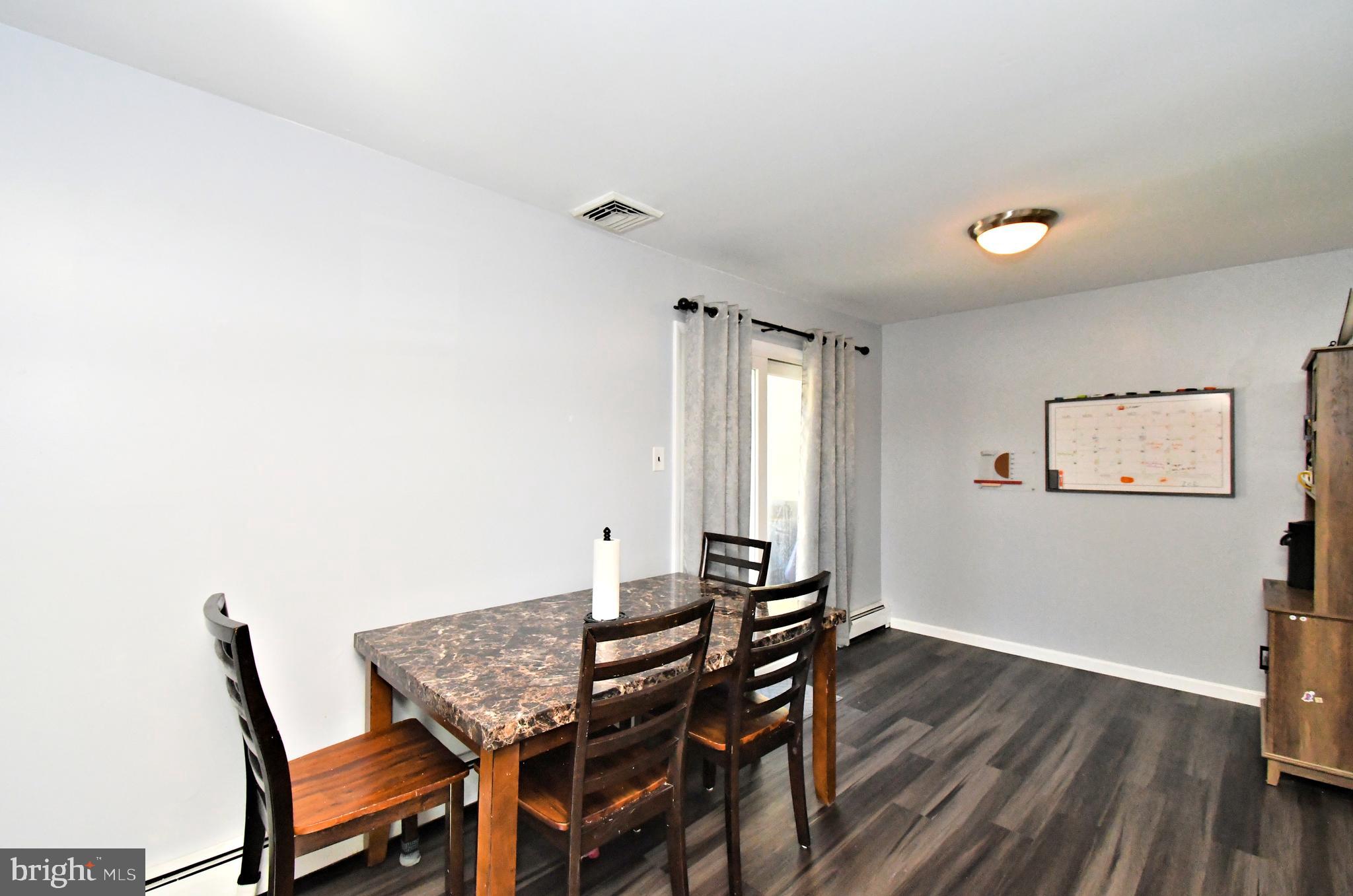 SHEFFIELD VIL - Residential