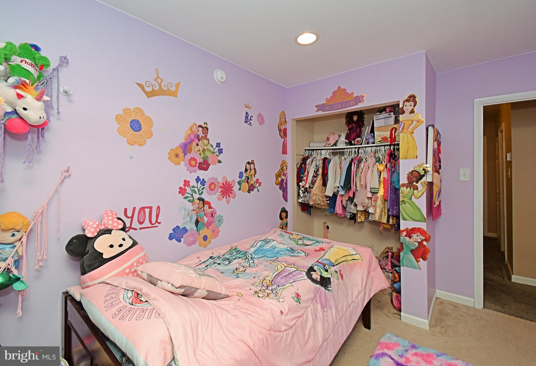 SHEFFIELD VIL - Residential