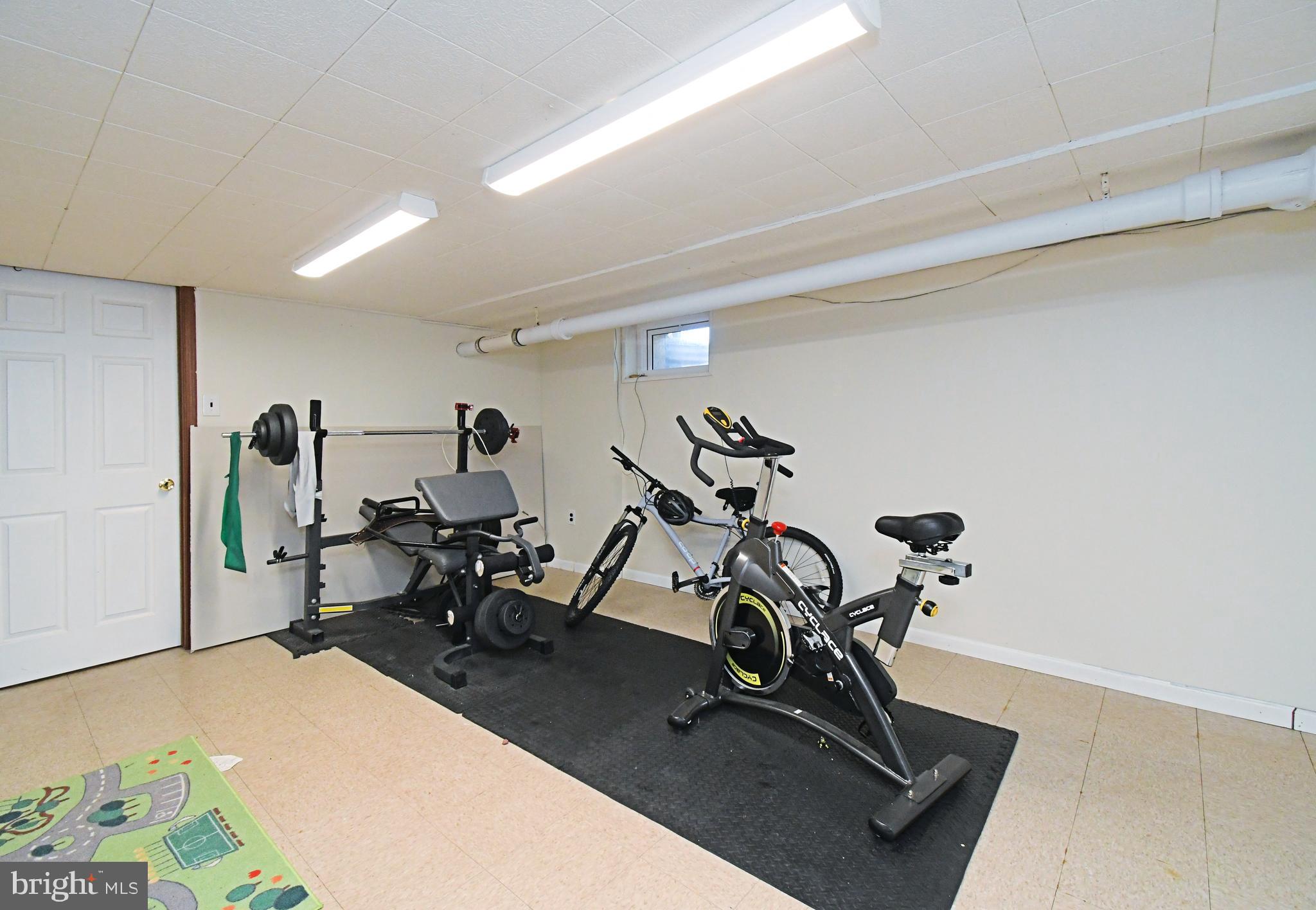 SHEFFIELD VIL - Residential