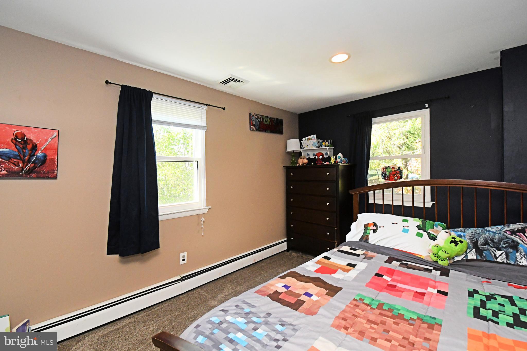 SHEFFIELD VIL - Residential