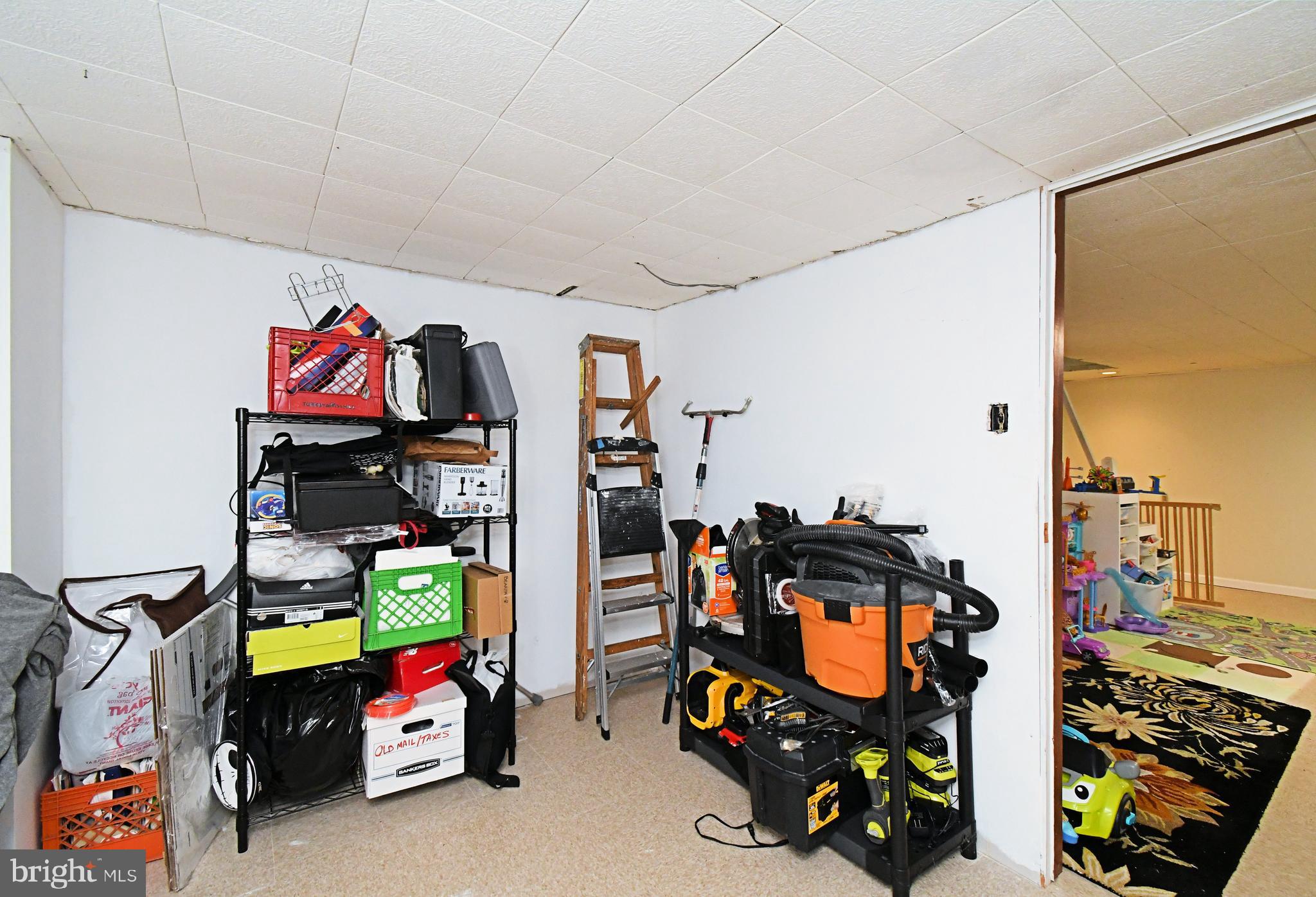 SHEFFIELD VIL - Residential