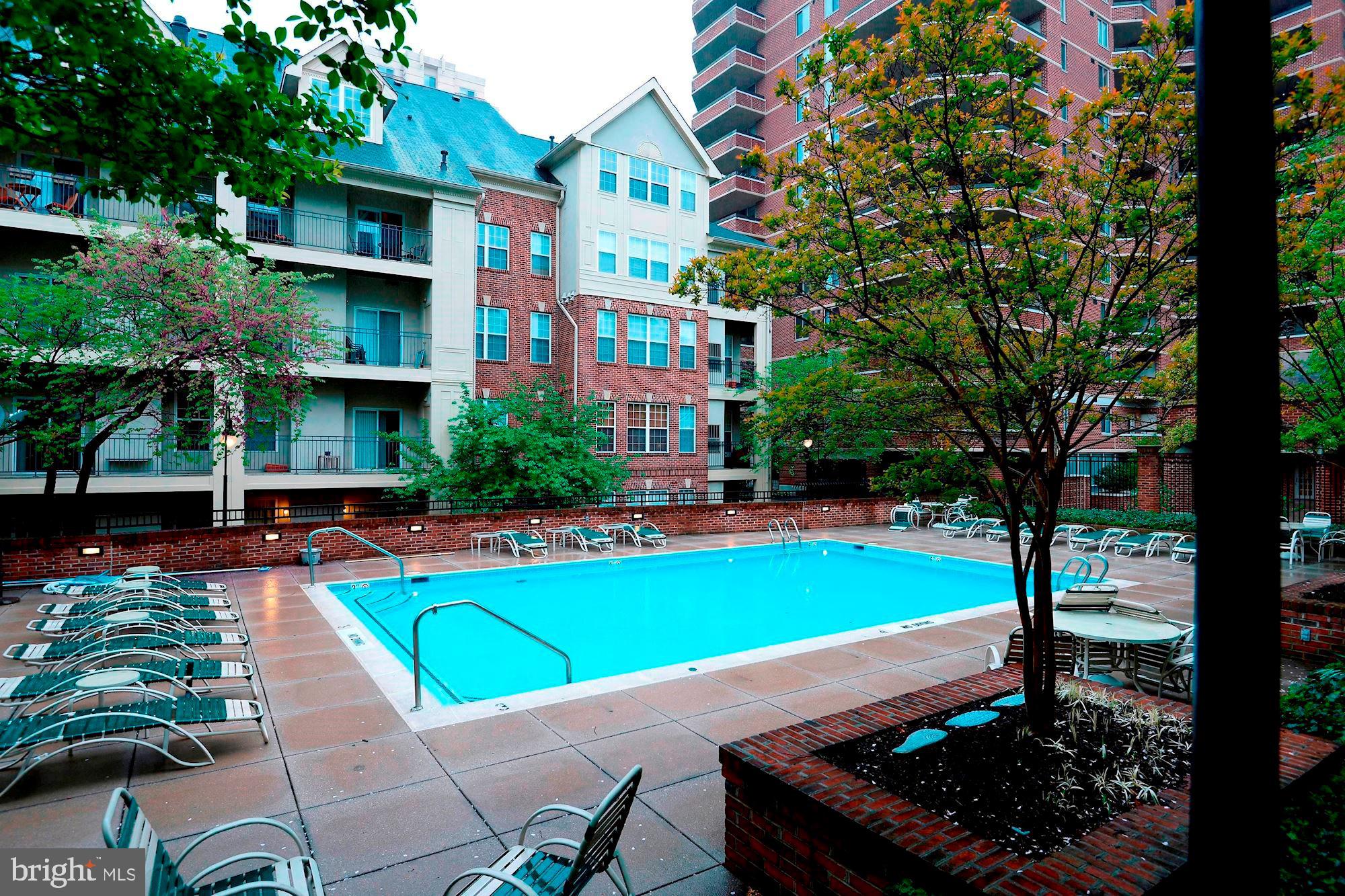 COURTHOUSE HILL - Residential