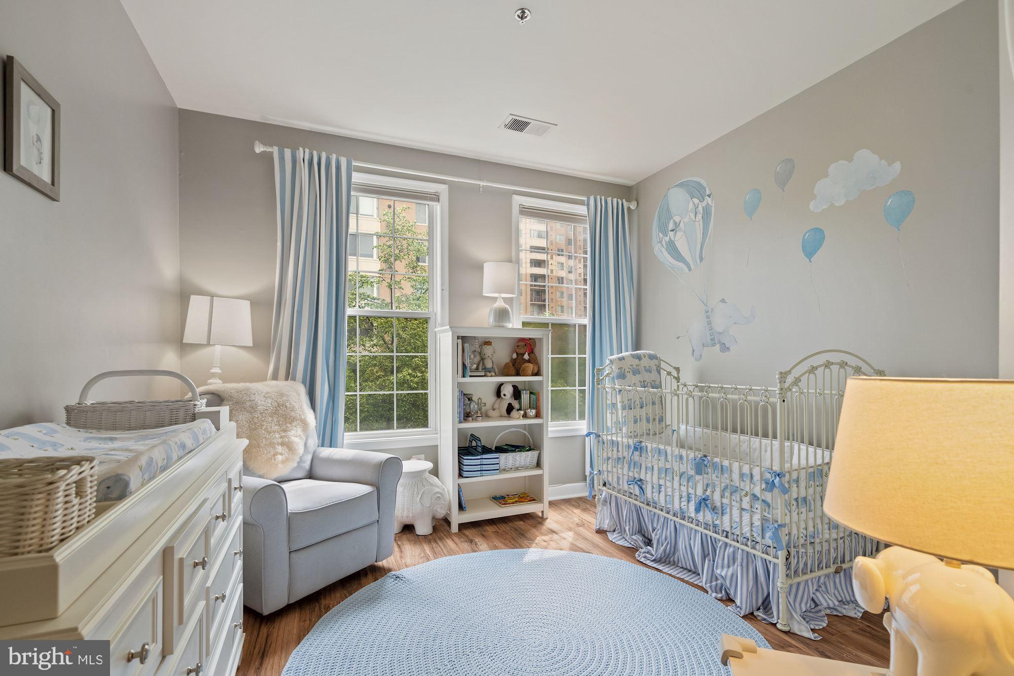 COURTHOUSE HILL - Residential