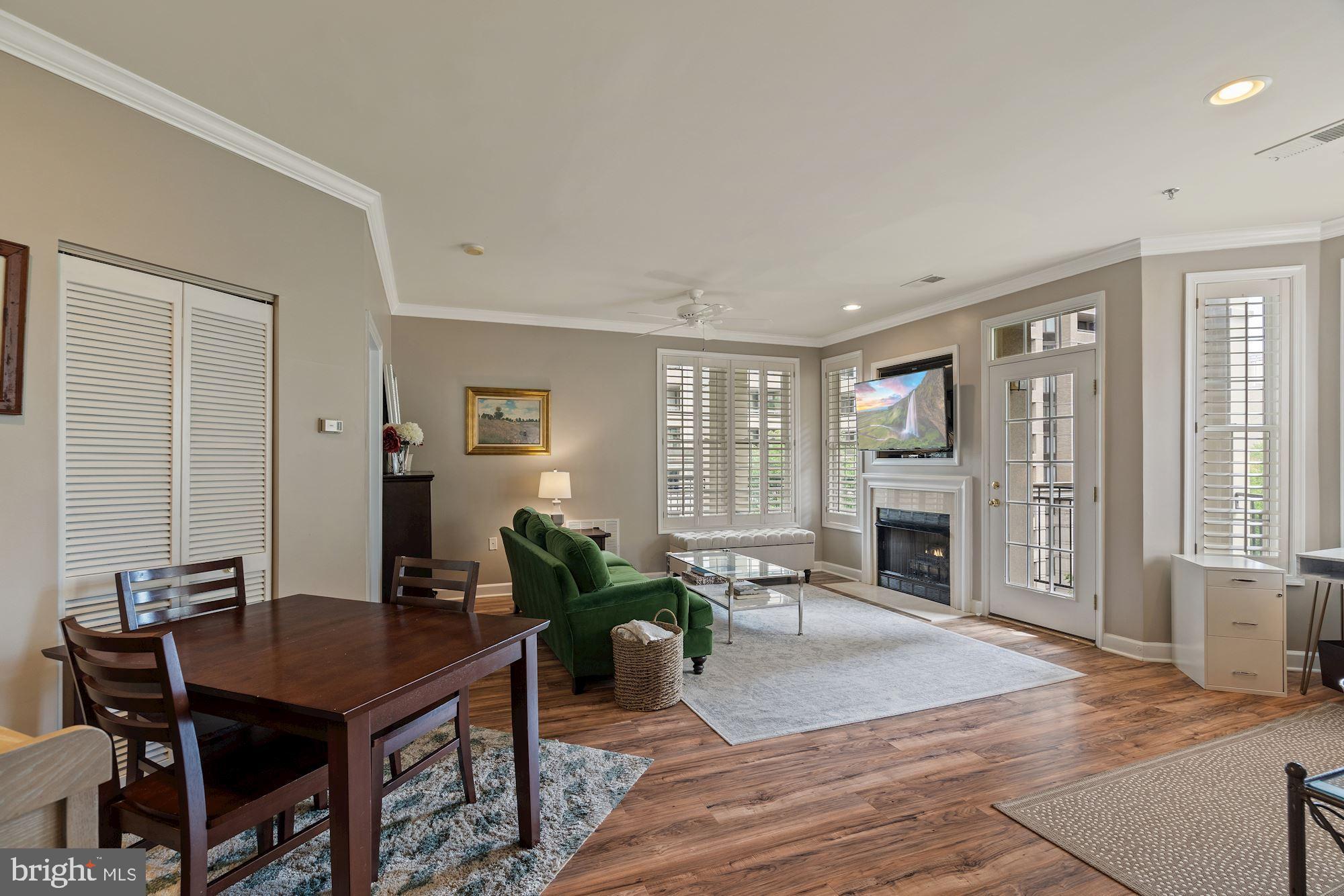 COURTHOUSE HILL - Residential