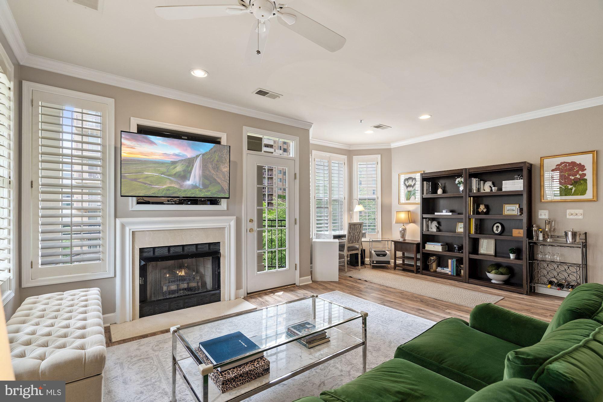 COURTHOUSE HILL - Residential