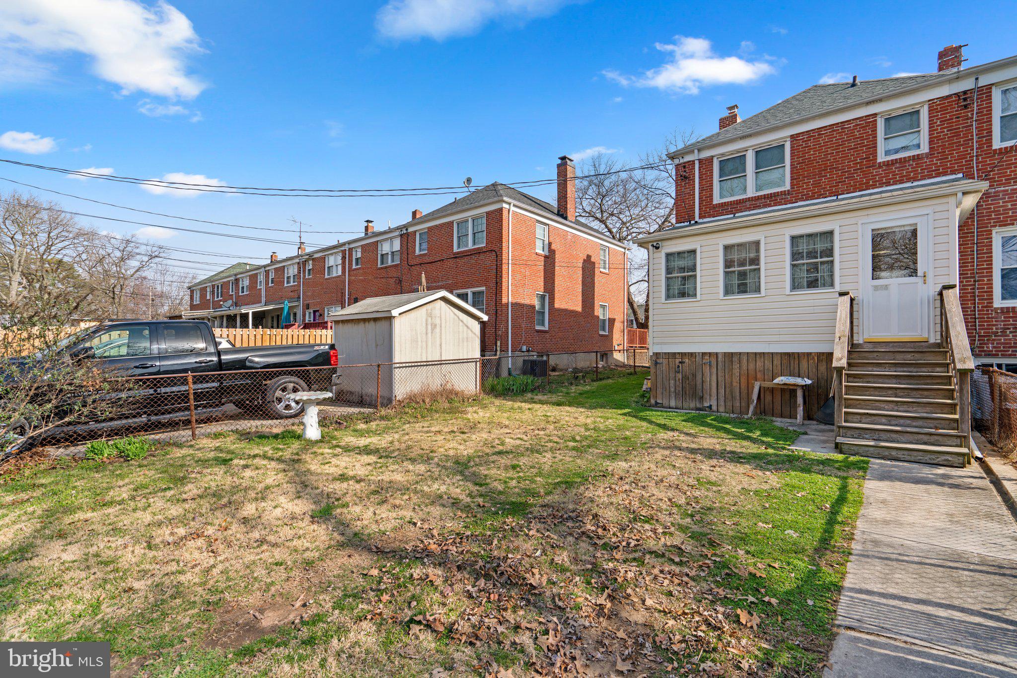 HAWTHORNE - Residential