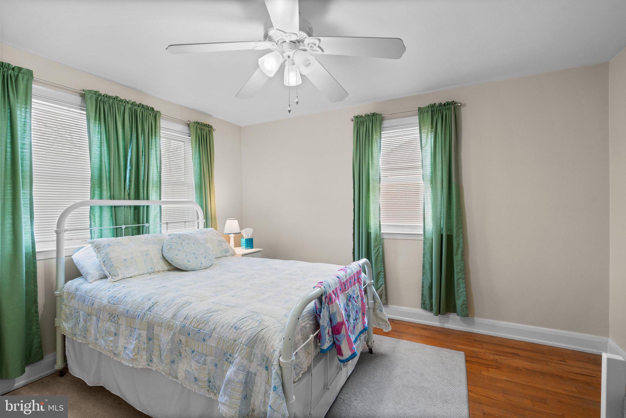 HAWTHORNE - Residential