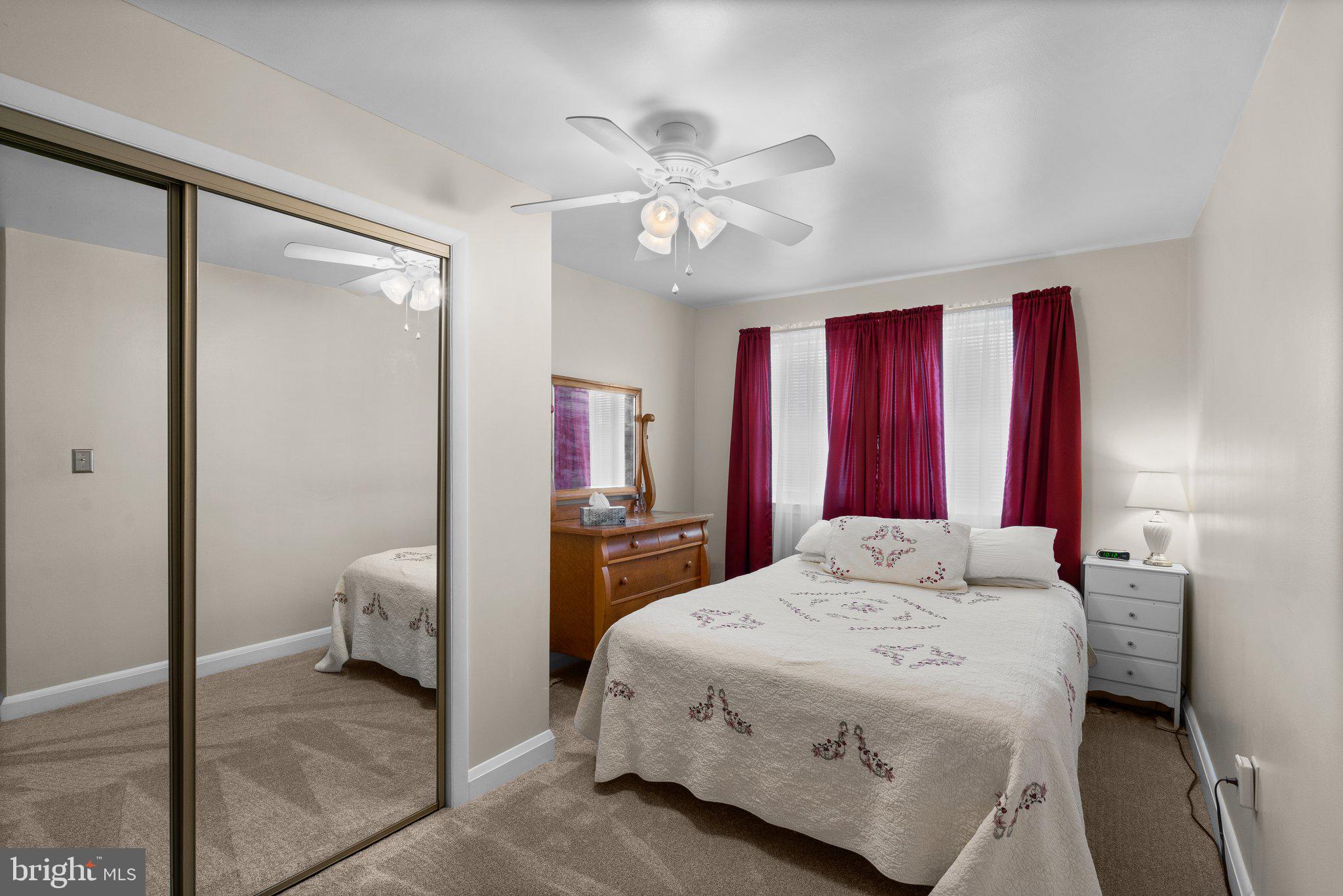 HAWTHORNE - Residential