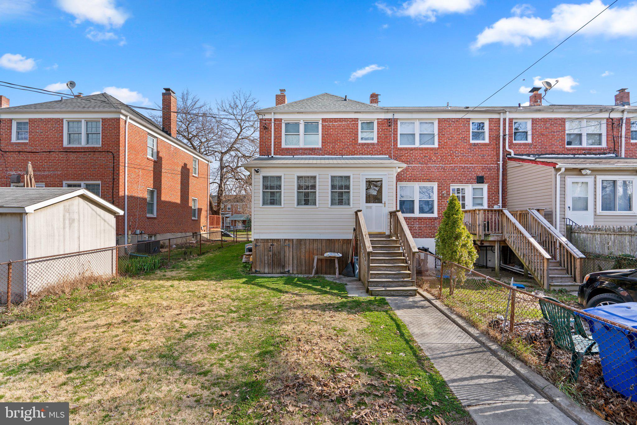 HAWTHORNE - Residential