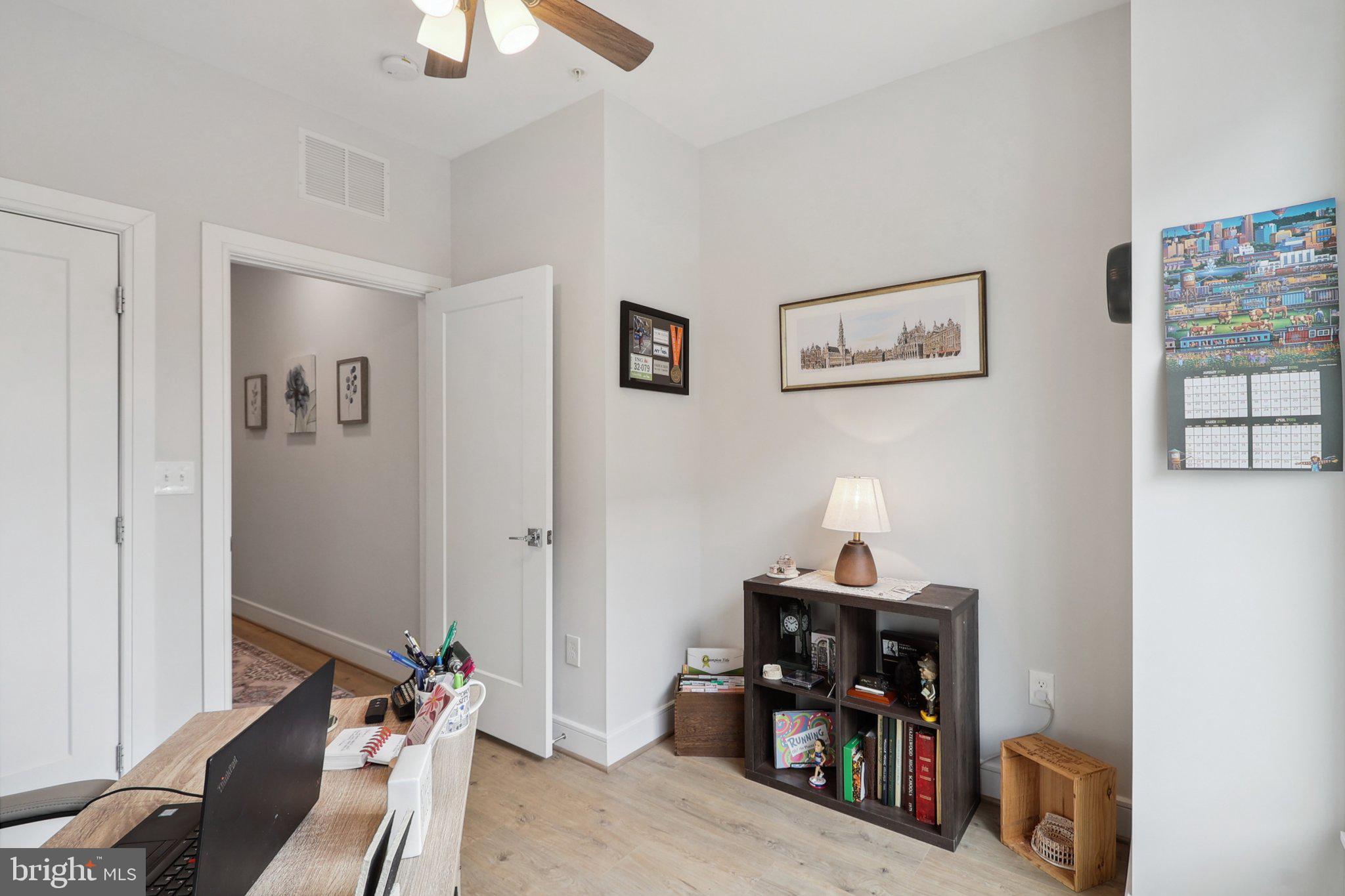 OLD TOWN NORTH - Residential