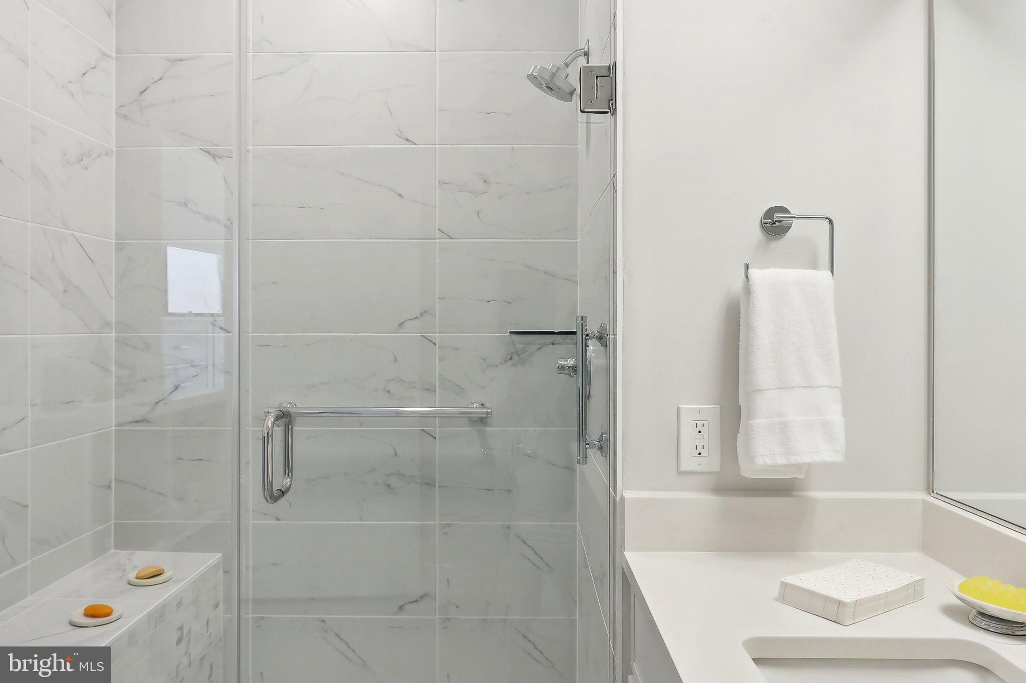 OLD TOWN NORTH - Residential