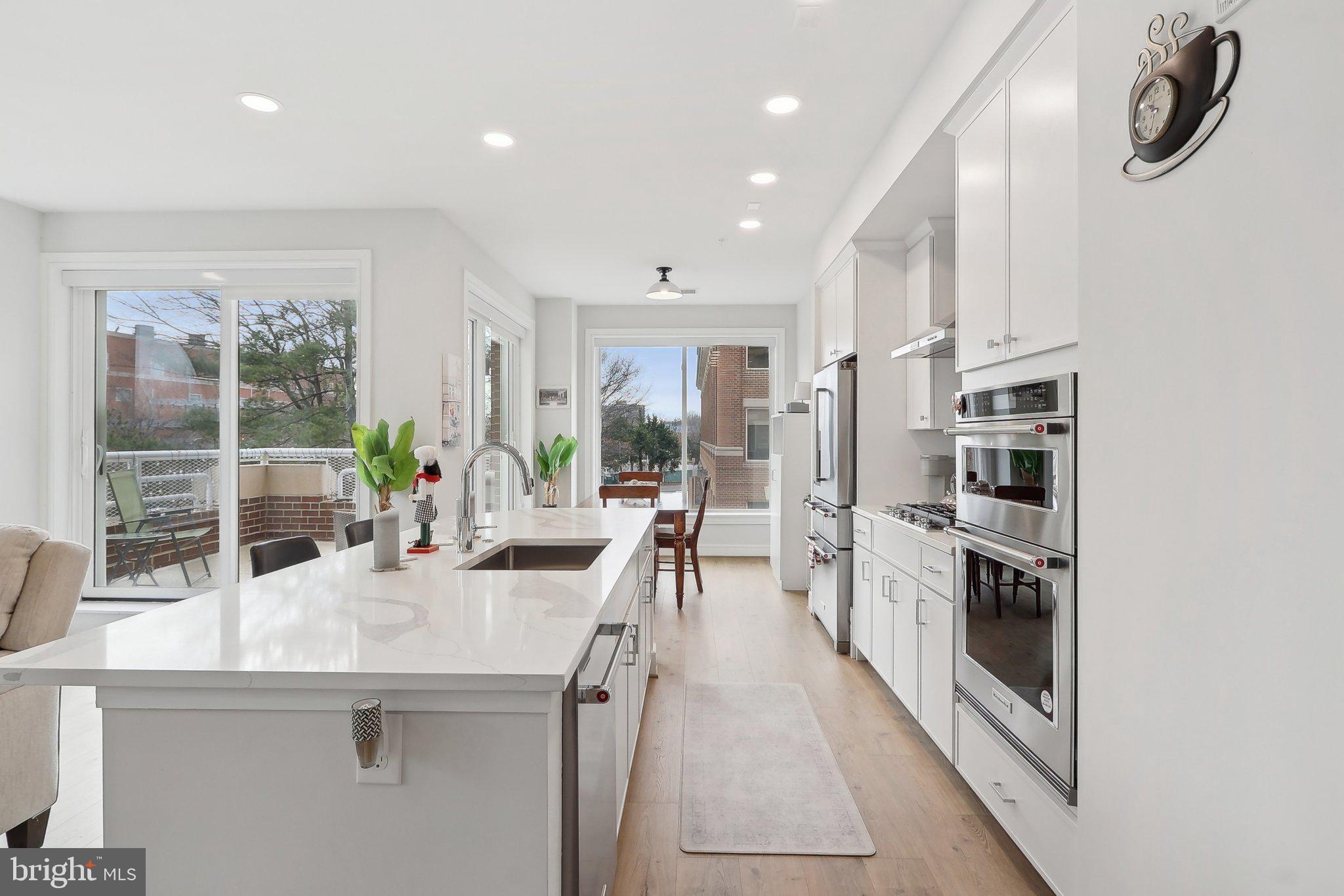 OLD TOWN NORTH - Residential