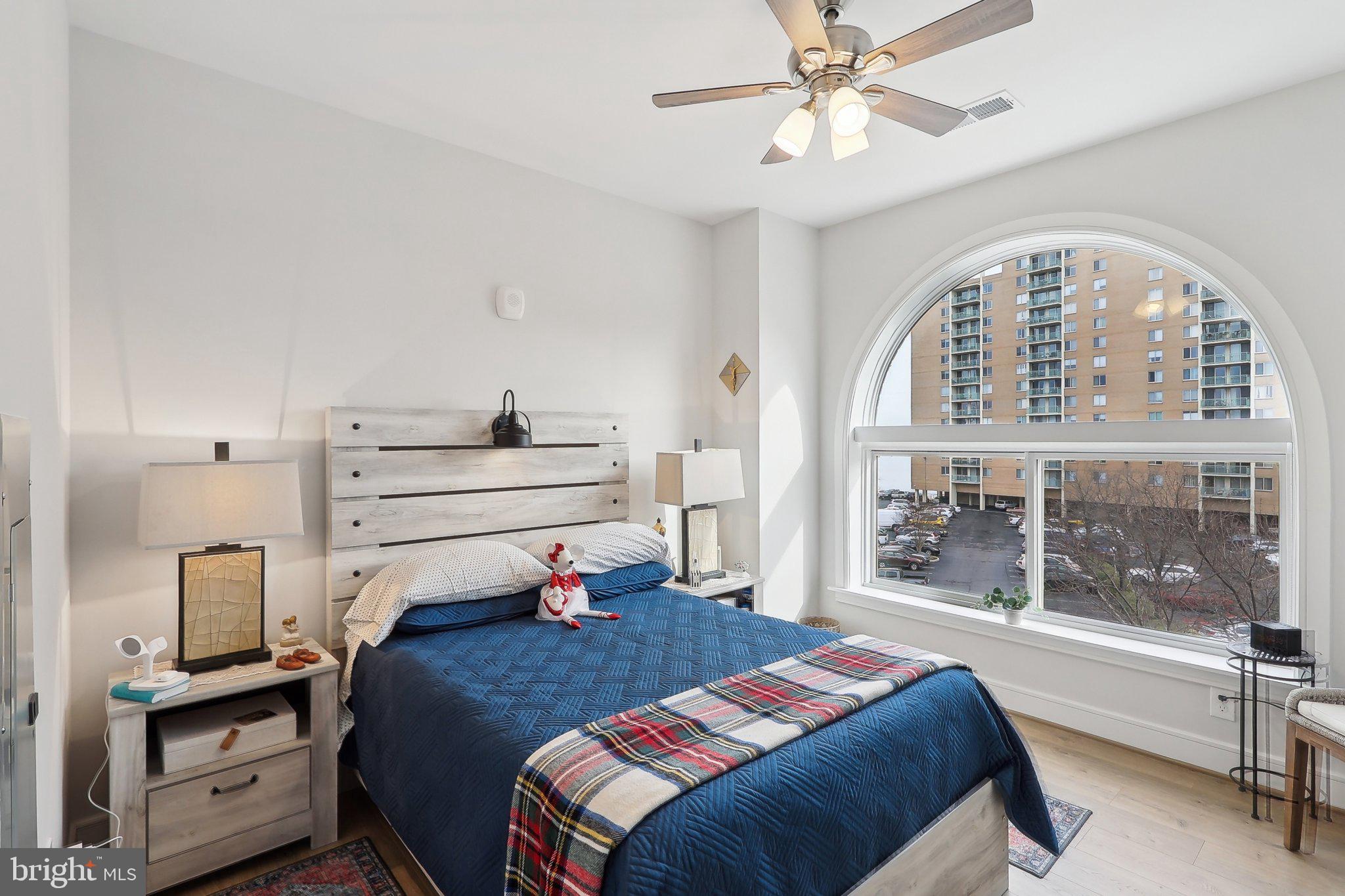 OLD TOWN NORTH - Residential