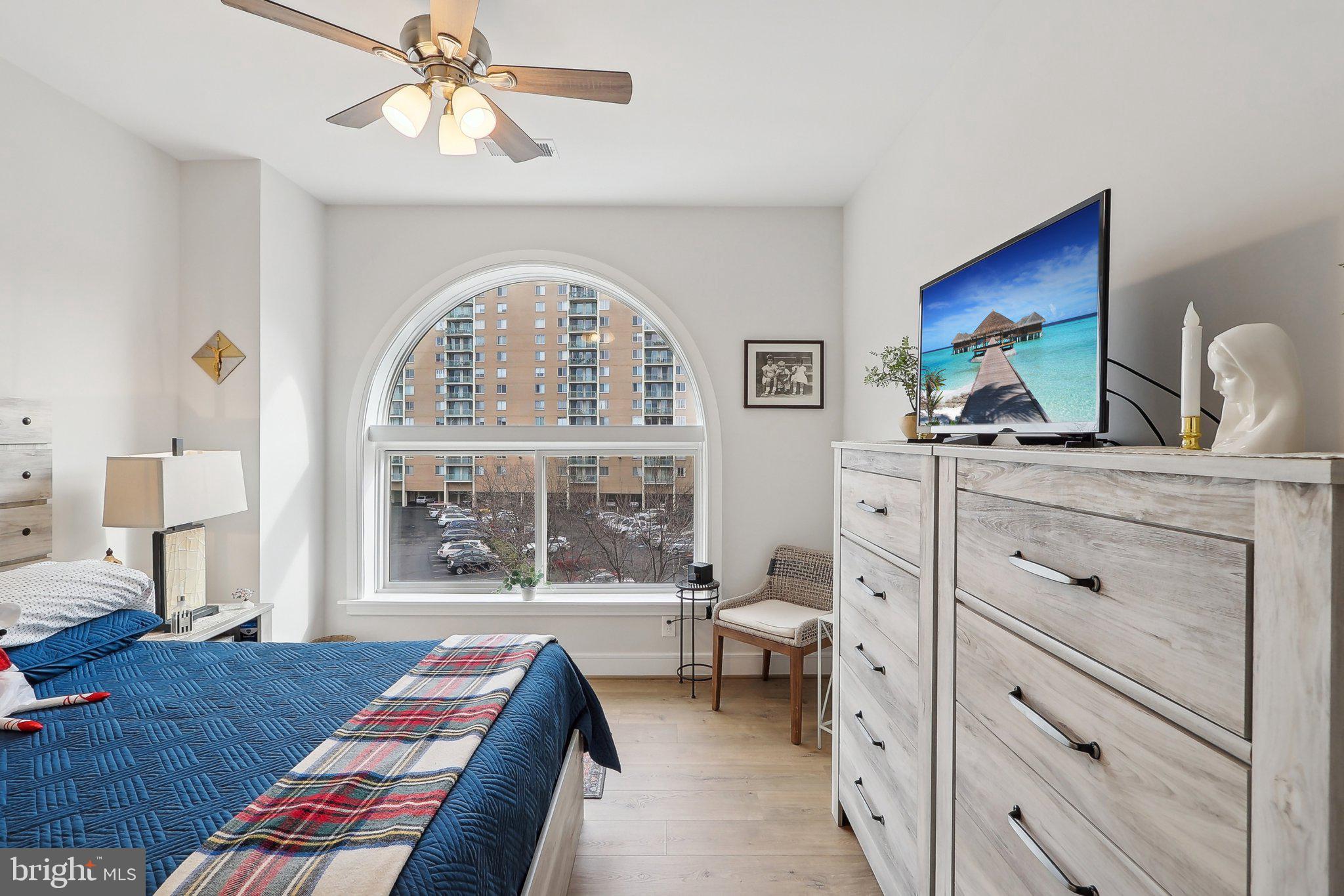 OLD TOWN NORTH - Residential