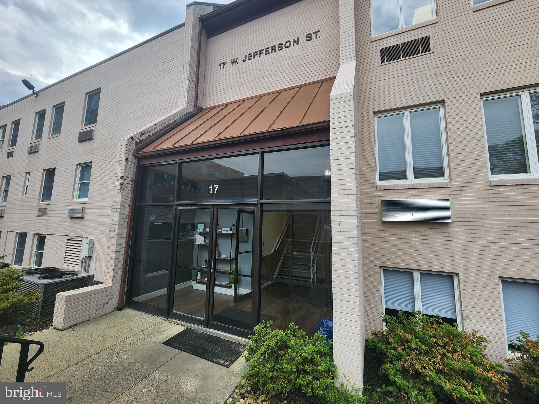 Are you looking for a space to archived and/or store personal items that are taking space in your home? Look no further! We present an exceptional opportunity to lease a storage space in a prime location. Situated in the heart of Rockville, our storage space enjoys easy accessibility to major highways, public transportation, ensuring convenience for you and your team. It's a Suite 006, 8.5 ft x 15.5 ft (131.75 sq ft). The building also offers secure entry, ample private garage, free wi-fi.