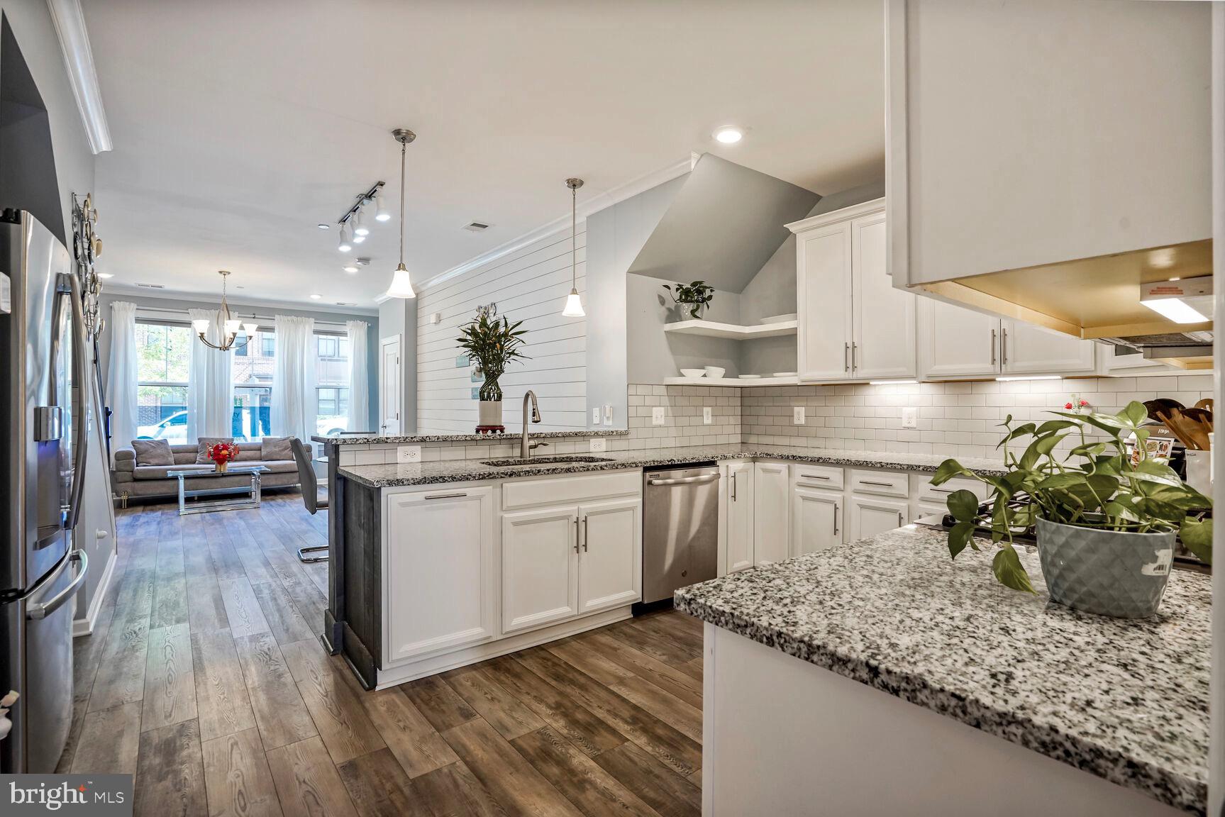 KINCORA - Residential