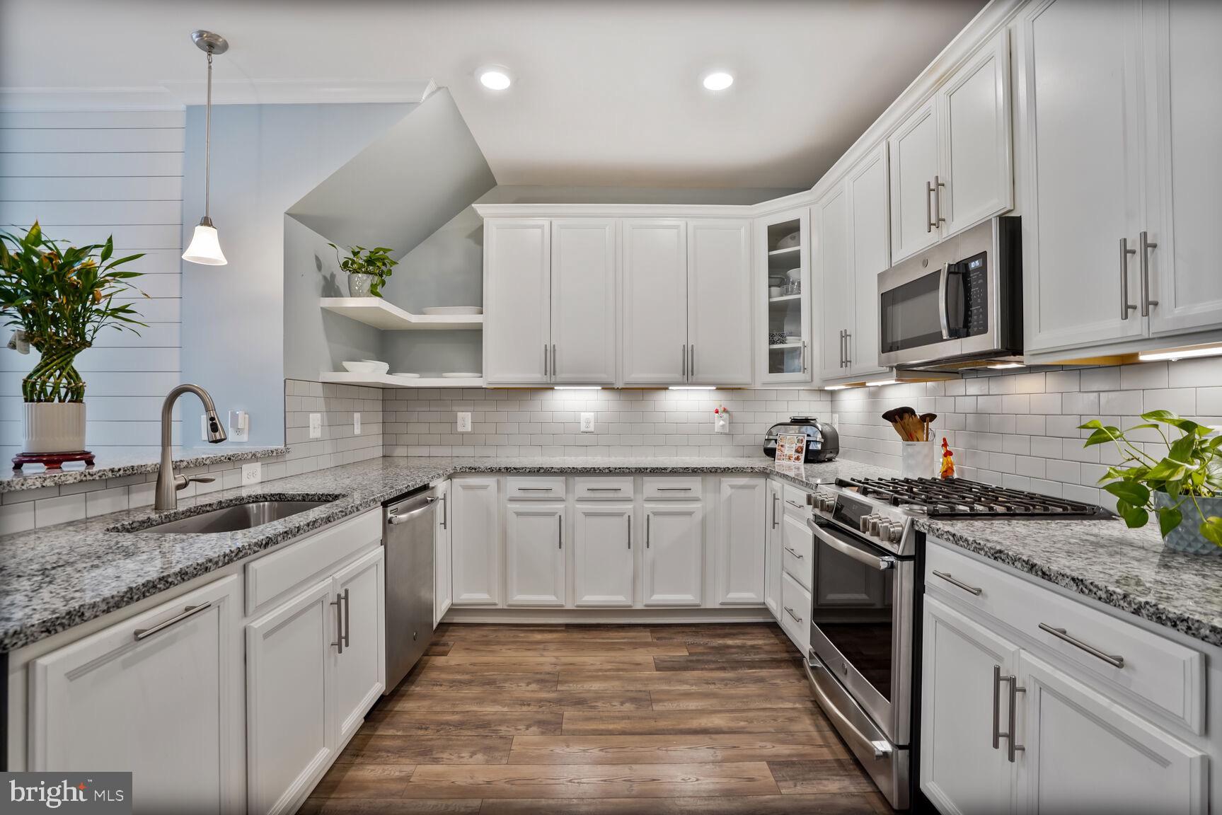 KINCORA - Residential