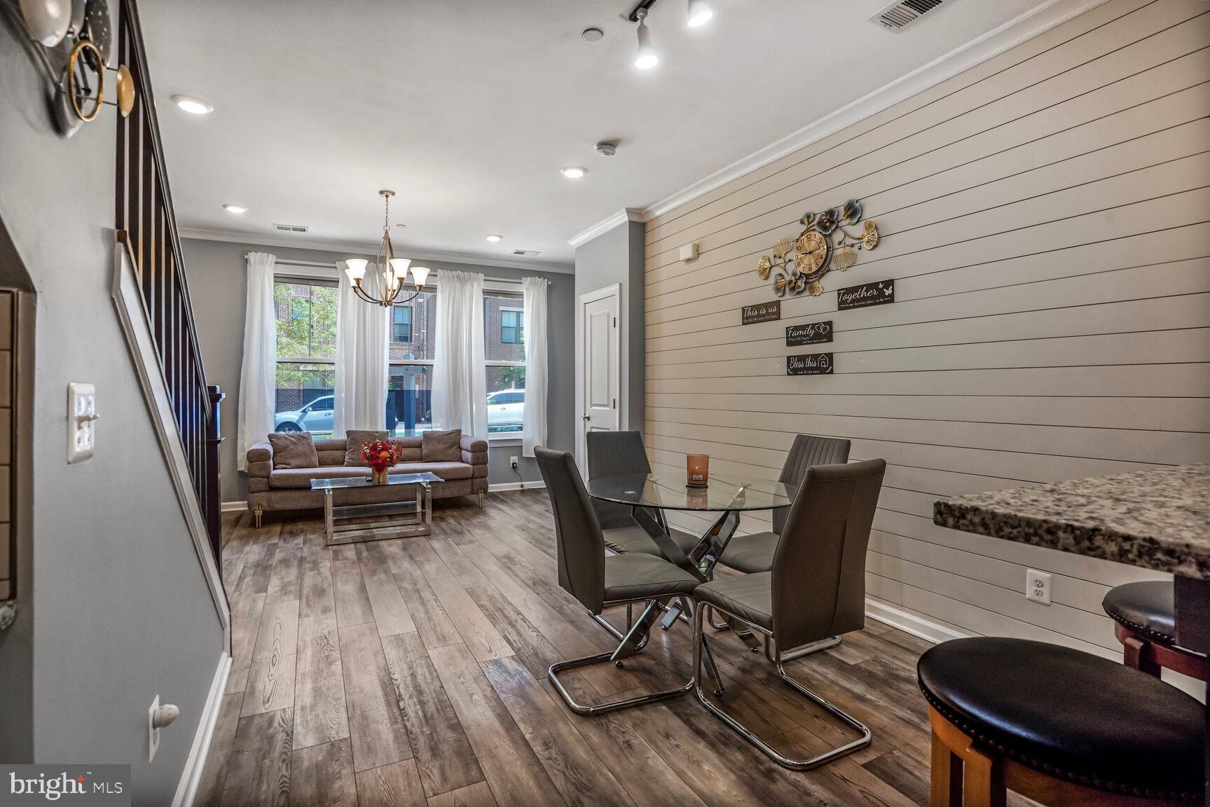 KINCORA - Residential