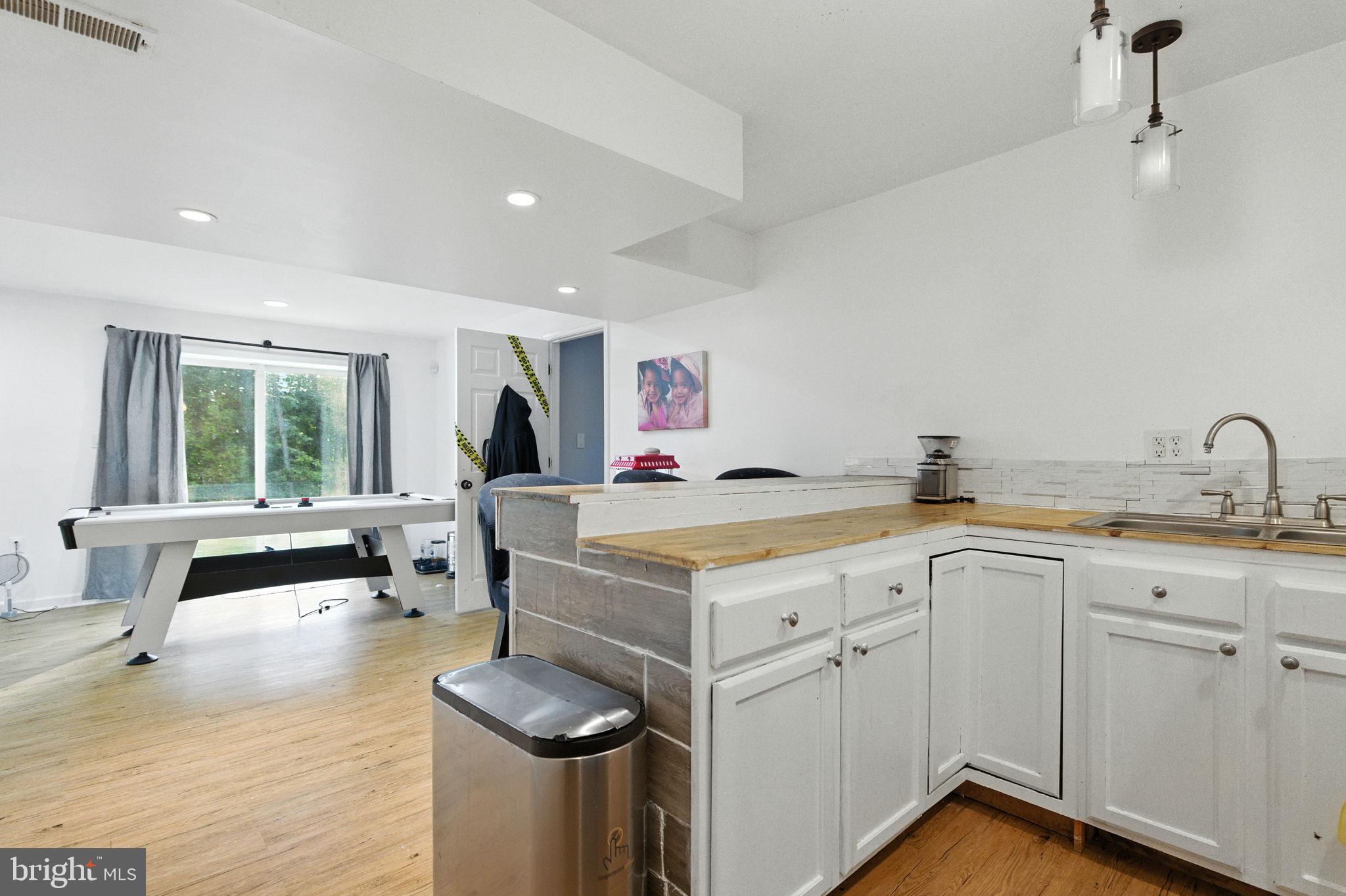 EQUESTRIAN ESTATES - Residential