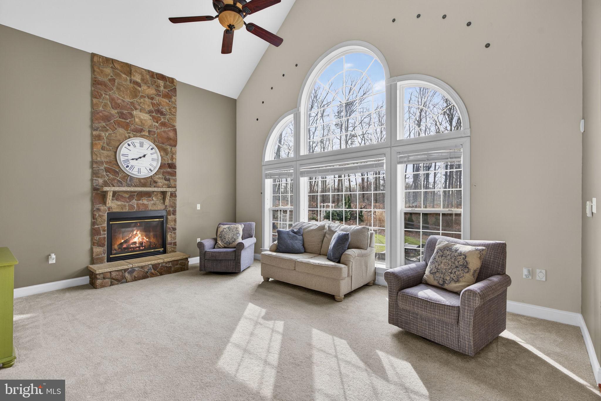 EQUESTRIAN ESTATES - Residential