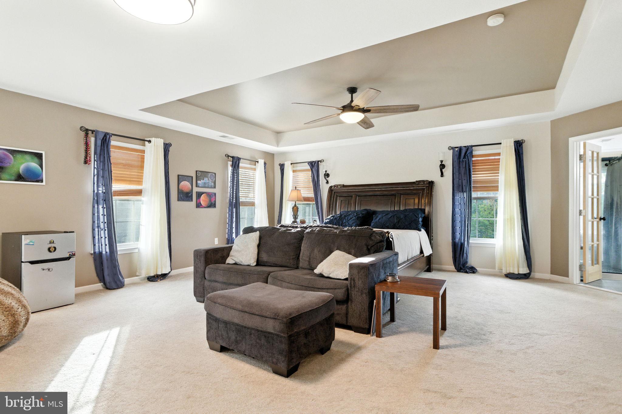 EQUESTRIAN ESTATES - Residential