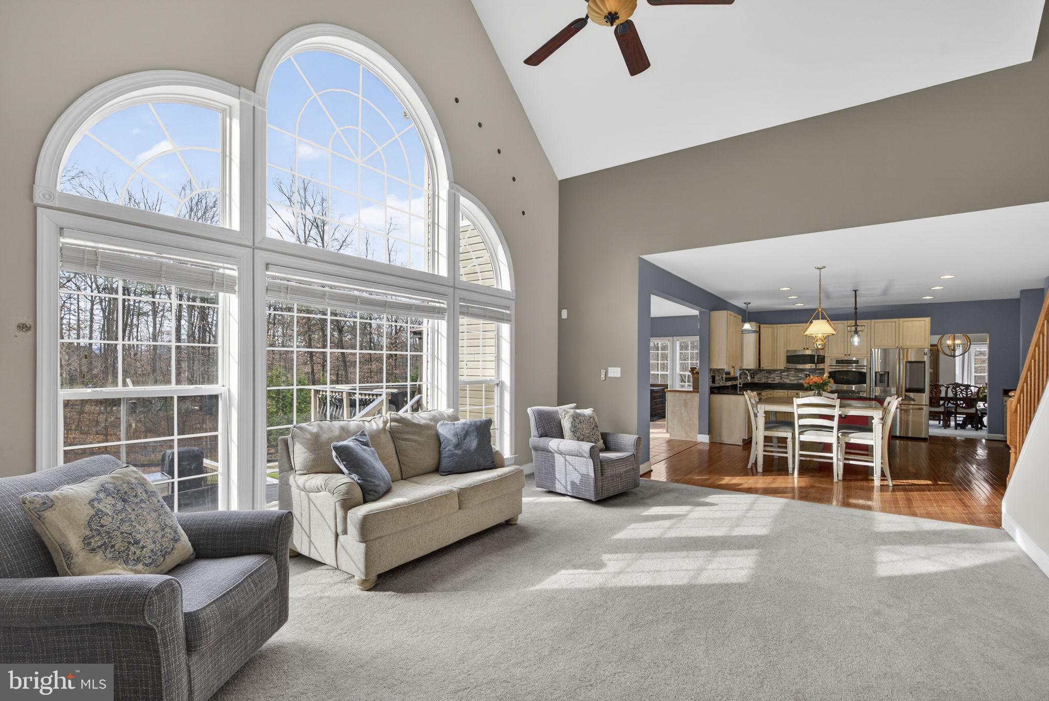 EQUESTRIAN ESTATES - Residential