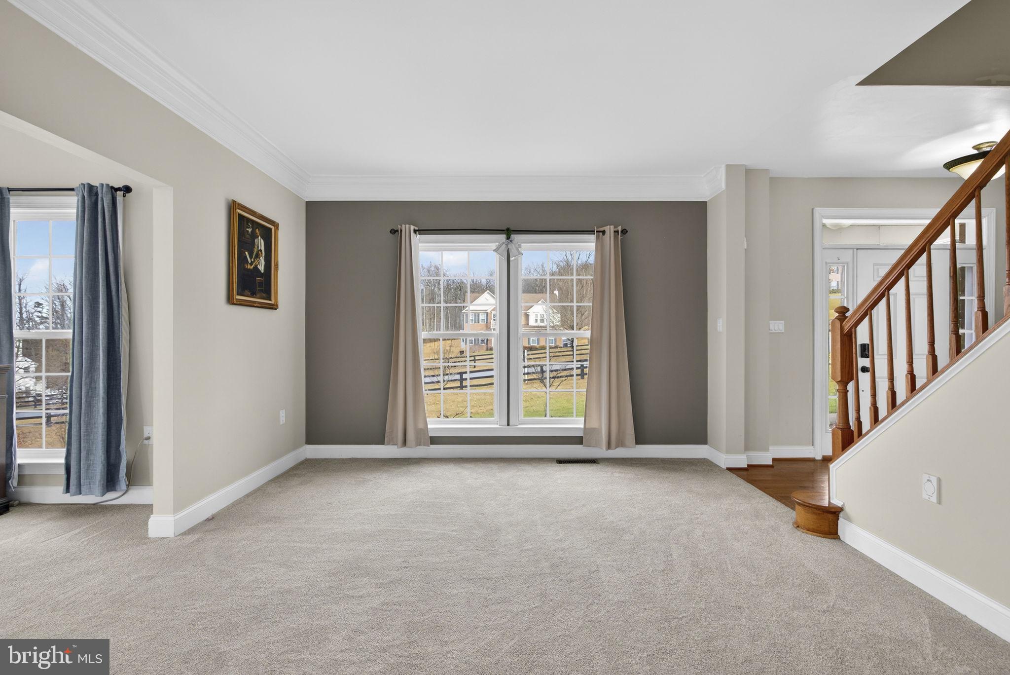 EQUESTRIAN ESTATES - Residential