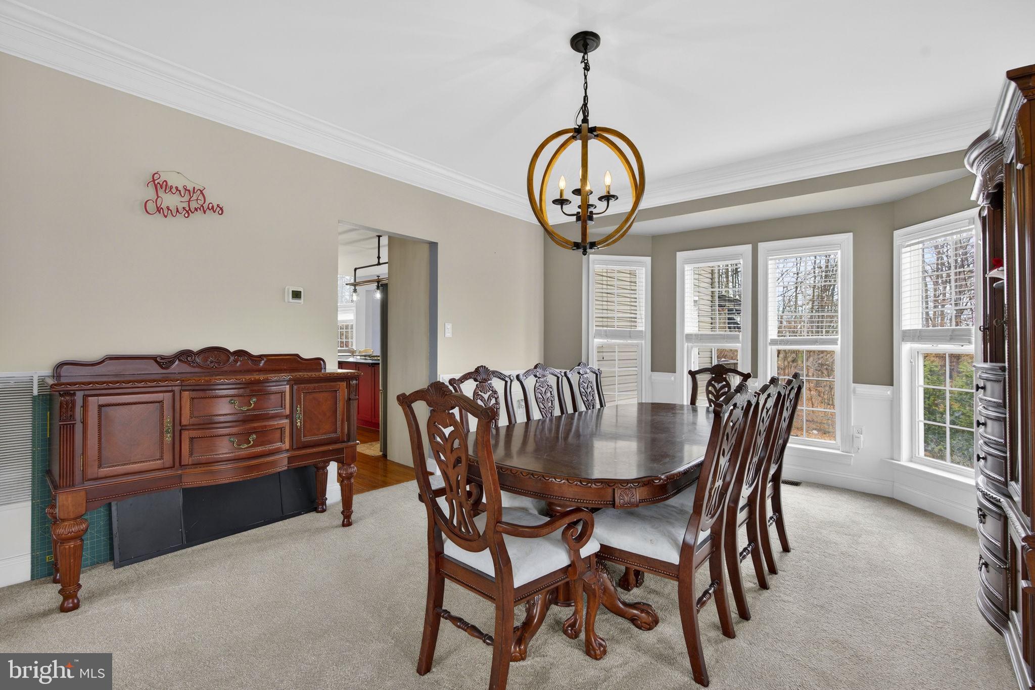 EQUESTRIAN ESTATES - Residential