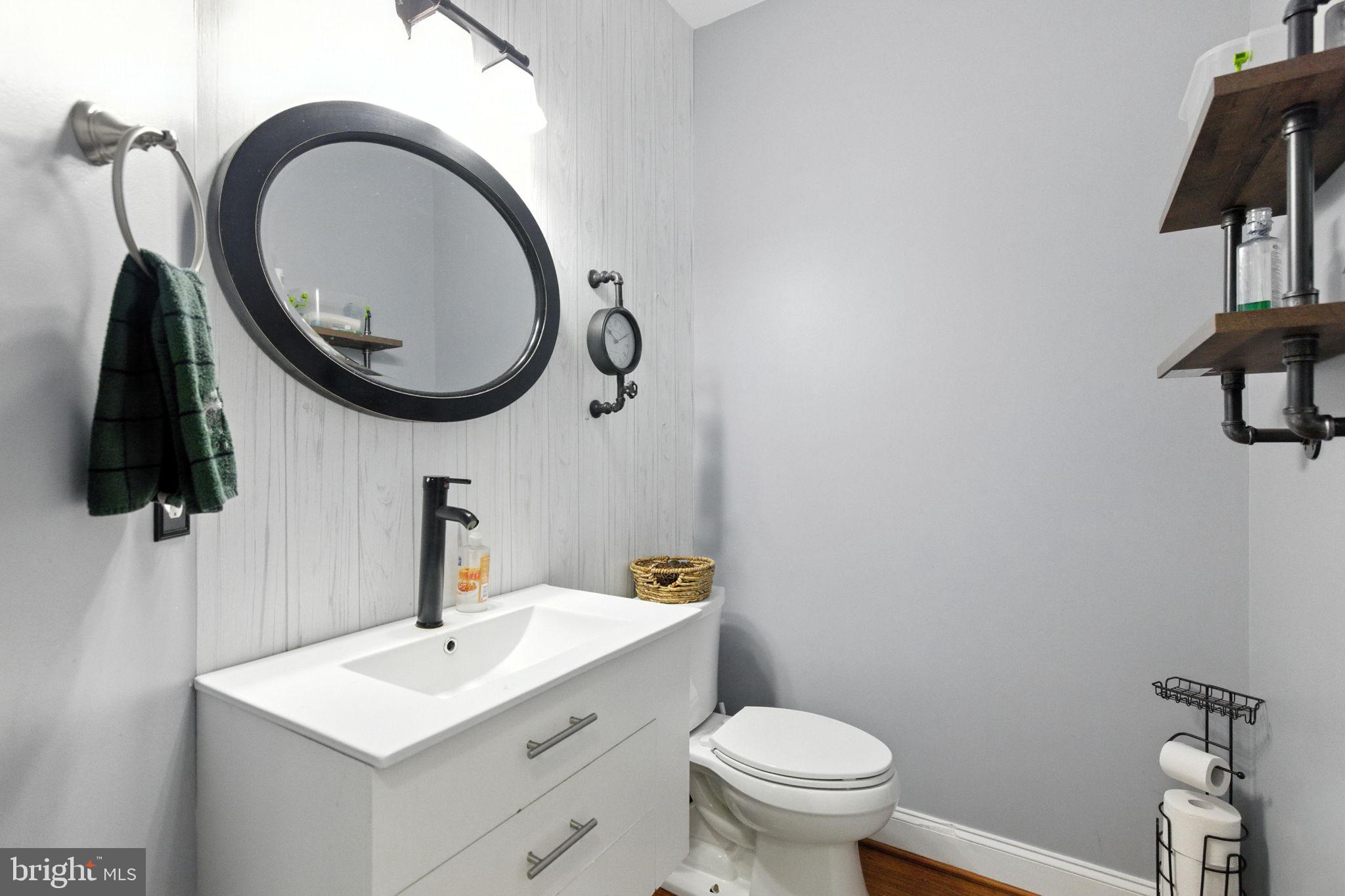 EQUESTRIAN ESTATES - Residential