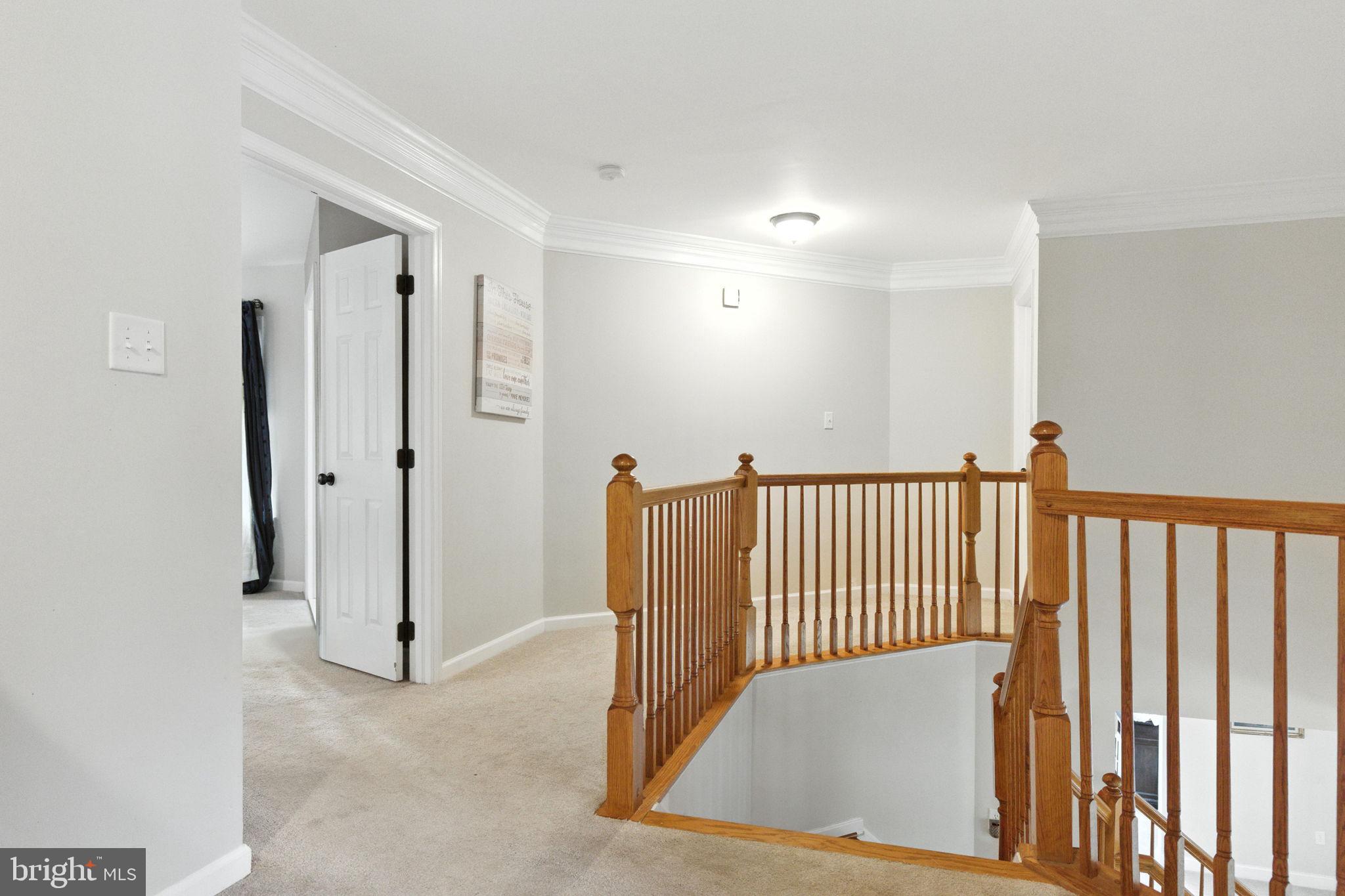 EQUESTRIAN ESTATES - Residential