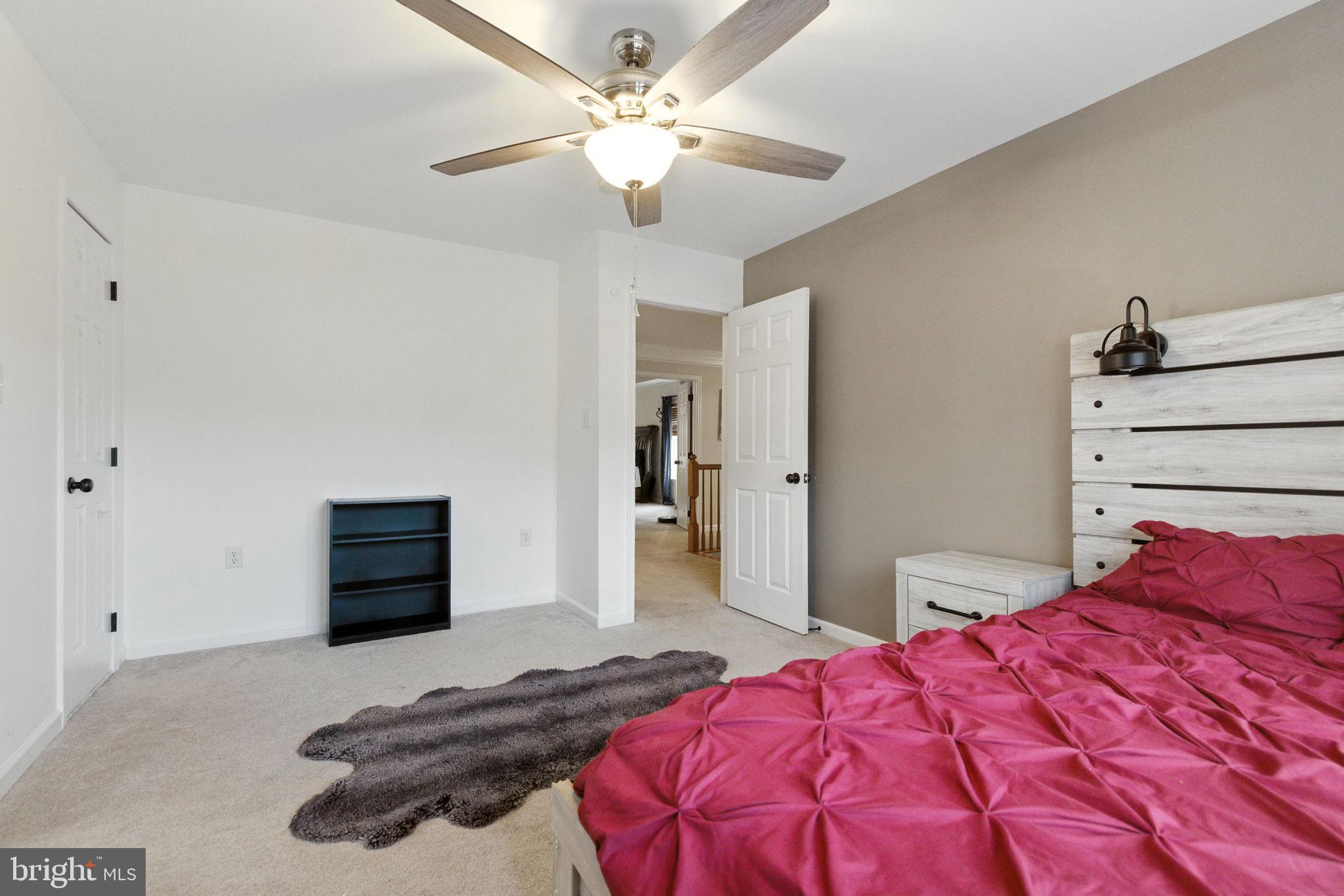 EQUESTRIAN ESTATES - Residential