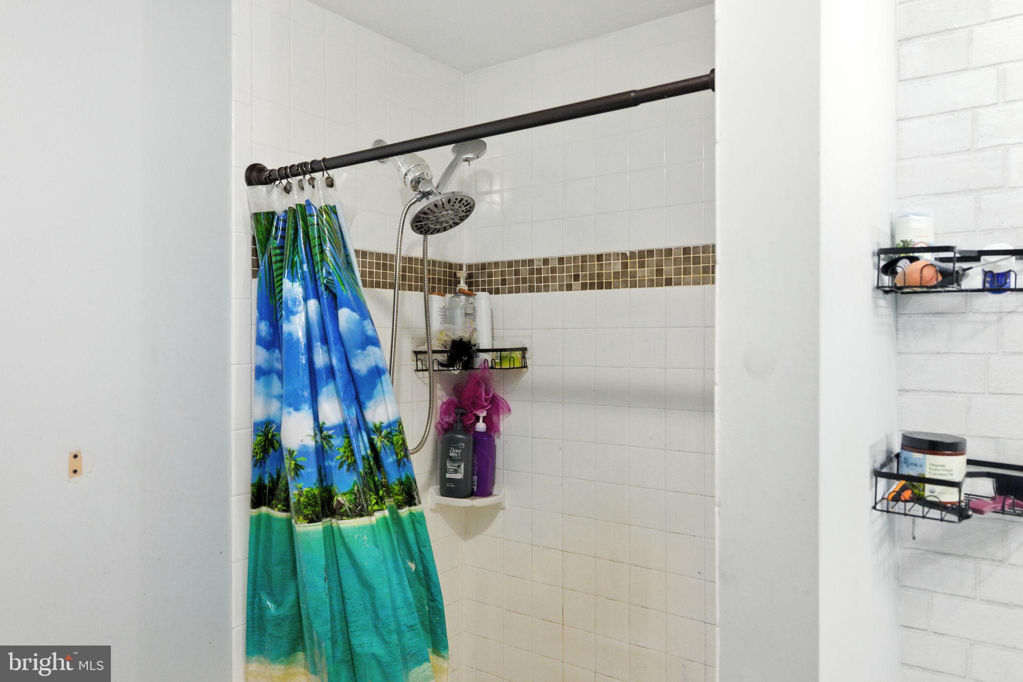 EQUESTRIAN ESTATES - Residential