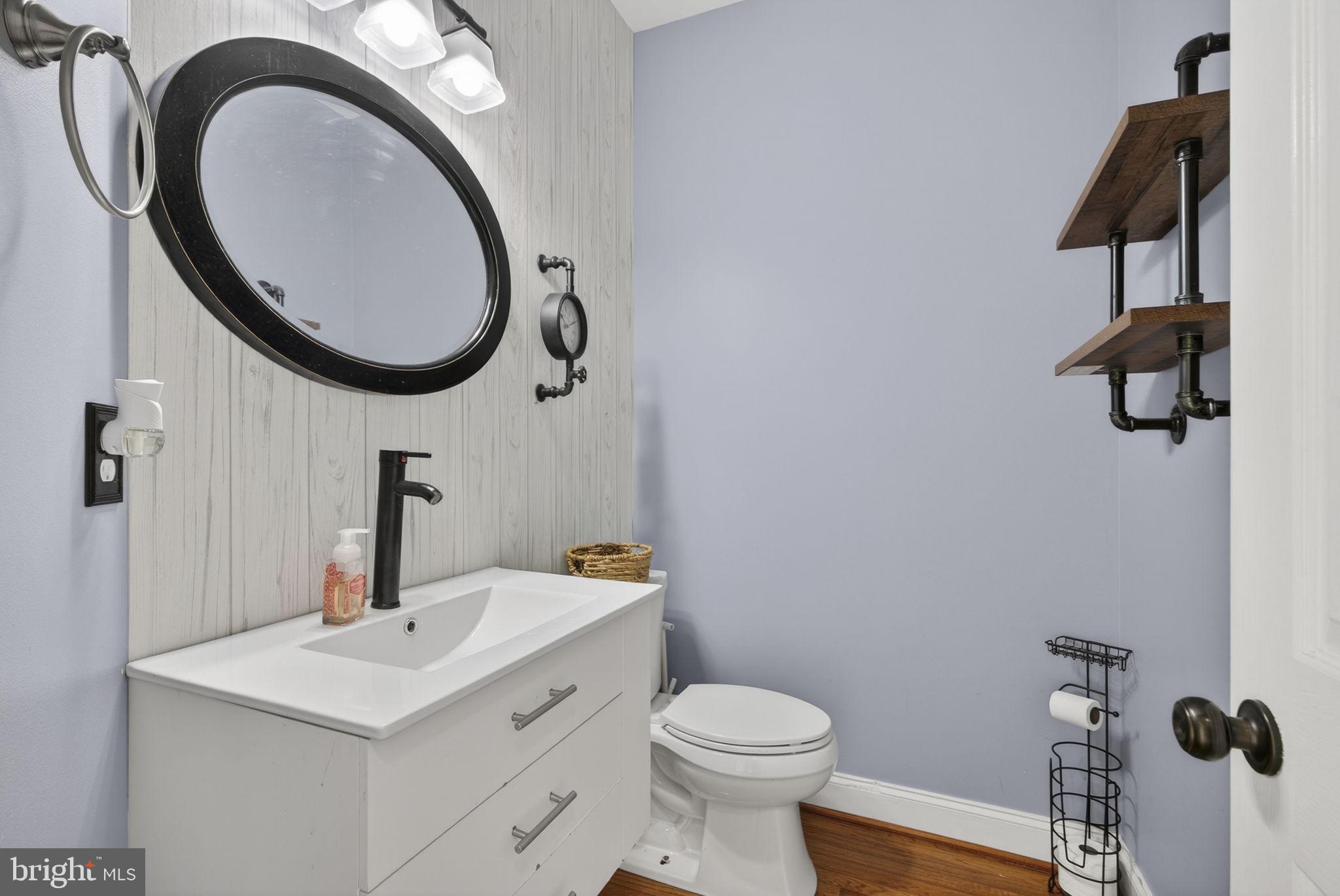 EQUESTRIAN ESTATES - Residential