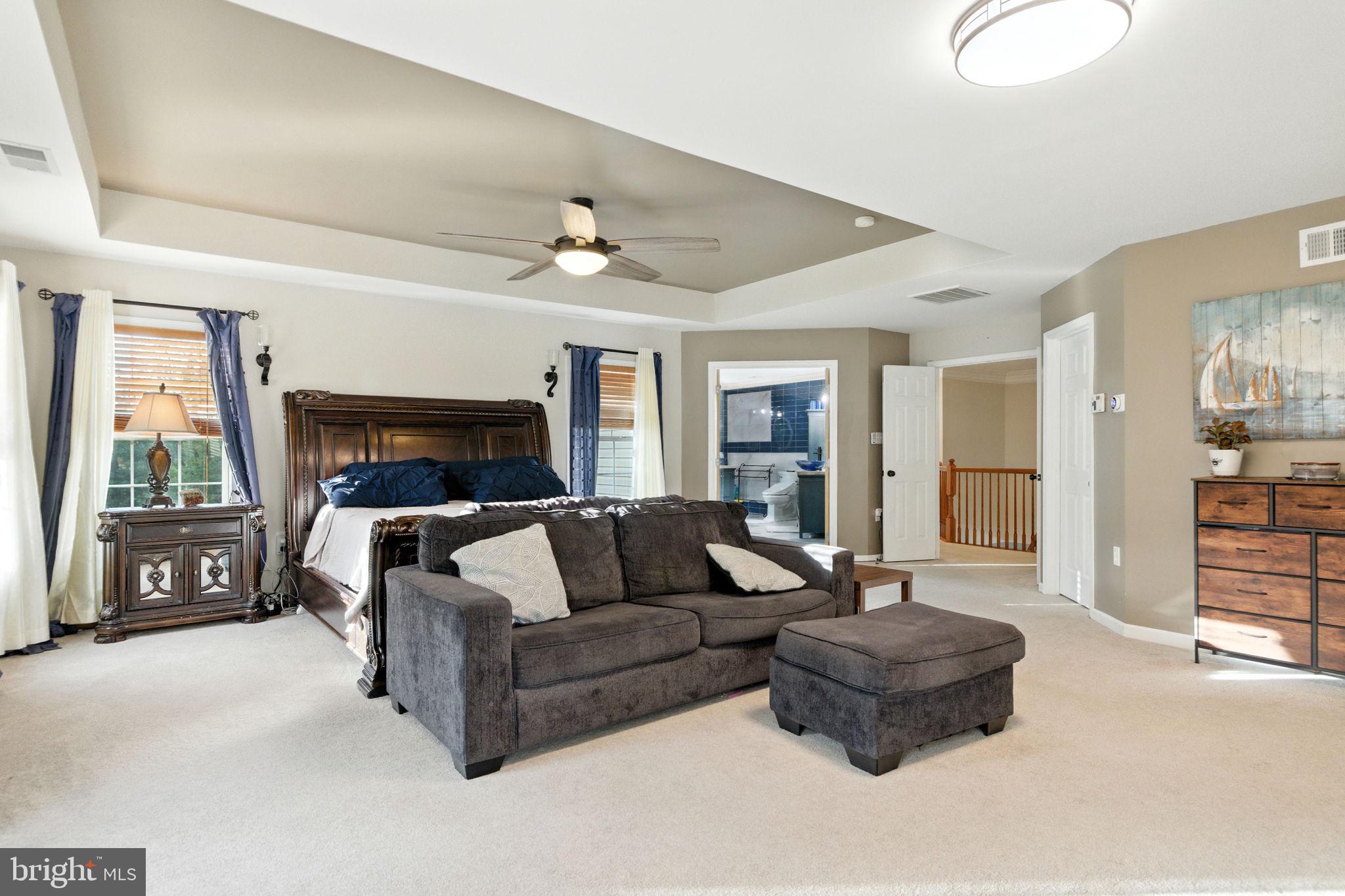 EQUESTRIAN ESTATES - Residential