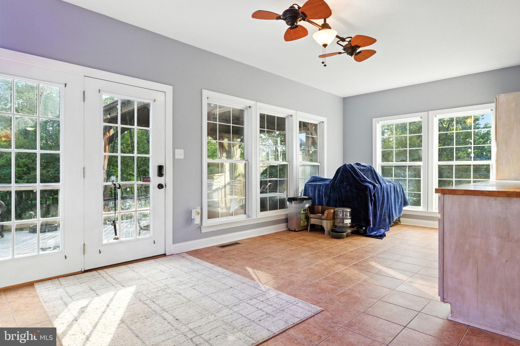 EQUESTRIAN ESTATES - Residential