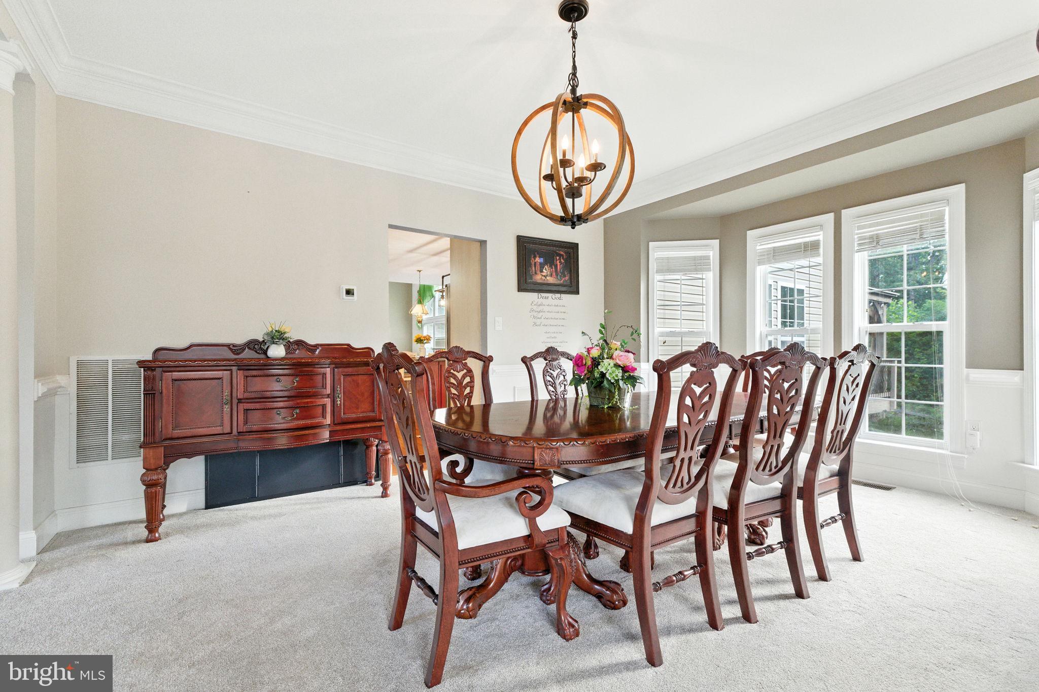 EQUESTRIAN ESTATES - Residential