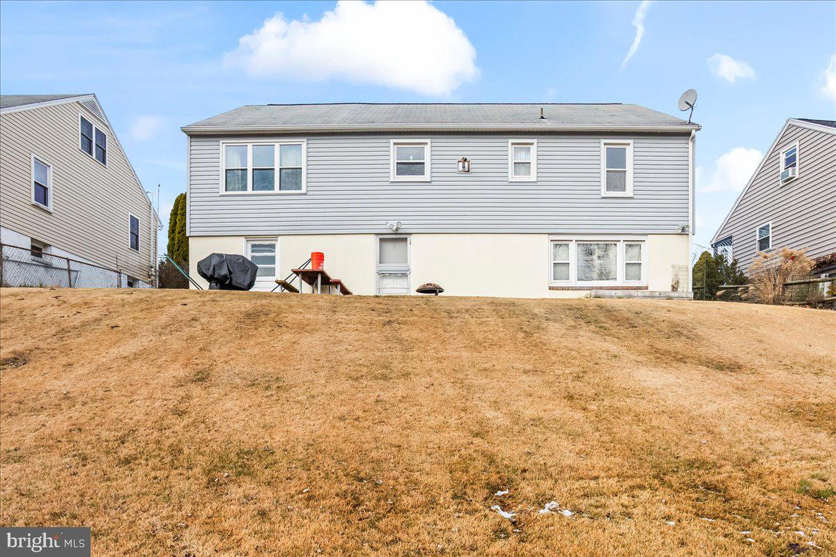 CHAMBERS HILL - Residential