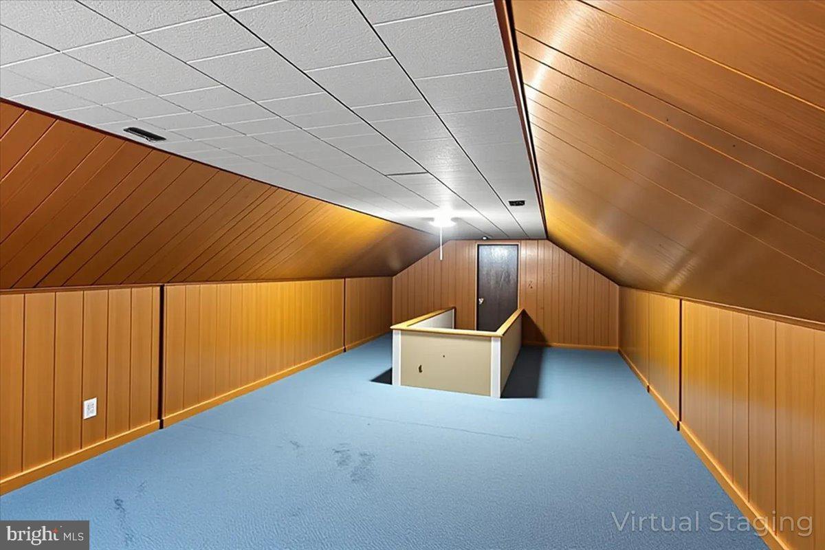 CHAMBERS HILL - Residential