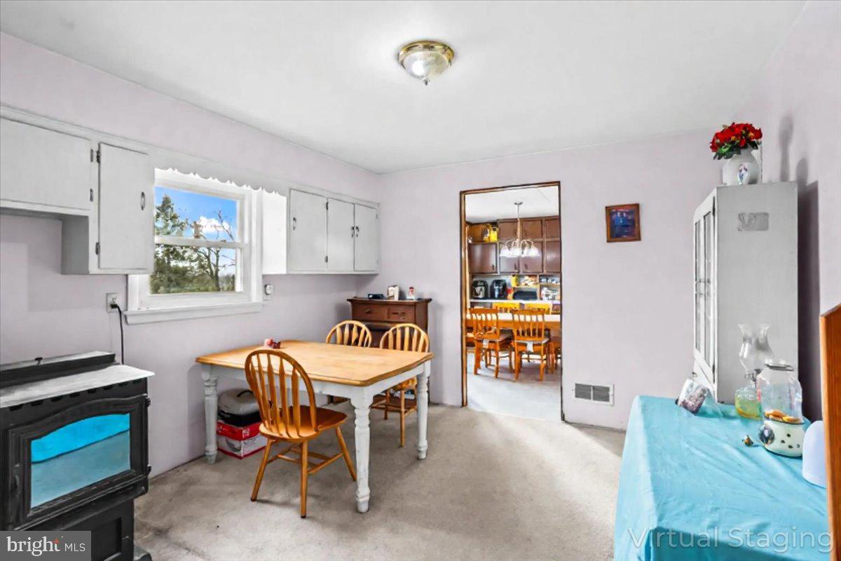 CHAMBERS HILL - Residential