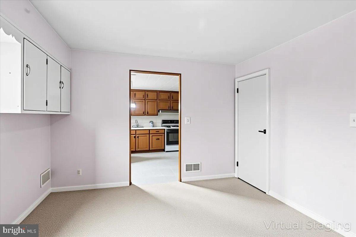 CHAMBERS HILL - Residential