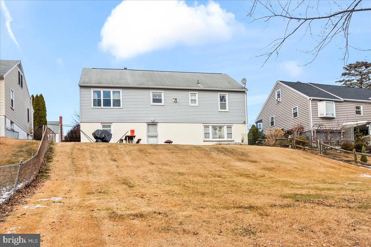 CHAMBERS HILL - Residential