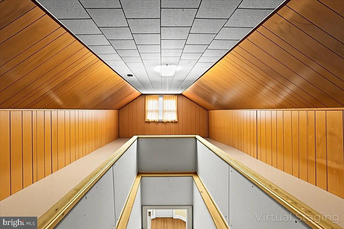 CHAMBERS HILL - Residential