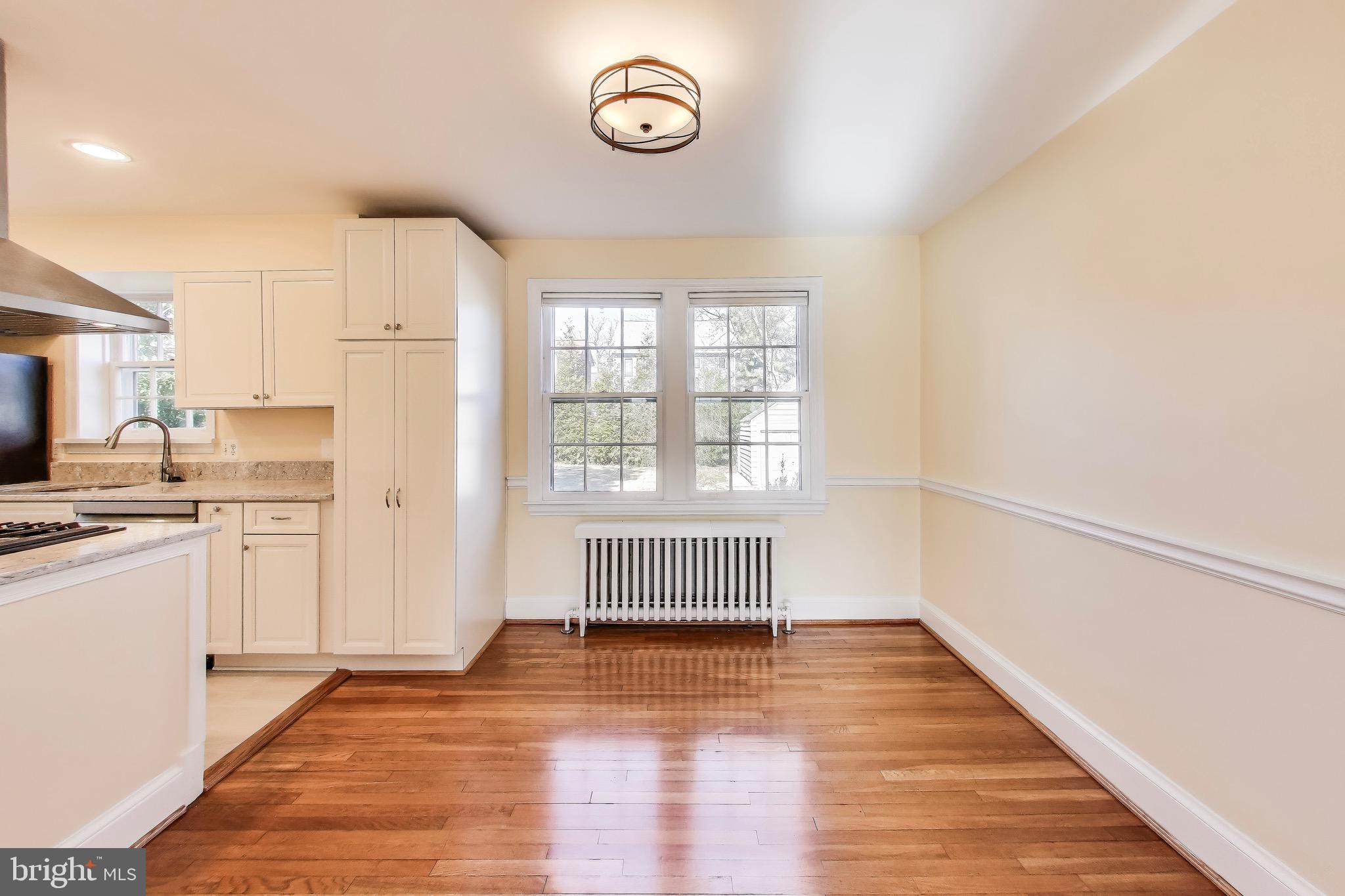 ROSEDALE PARK - Residential Lease