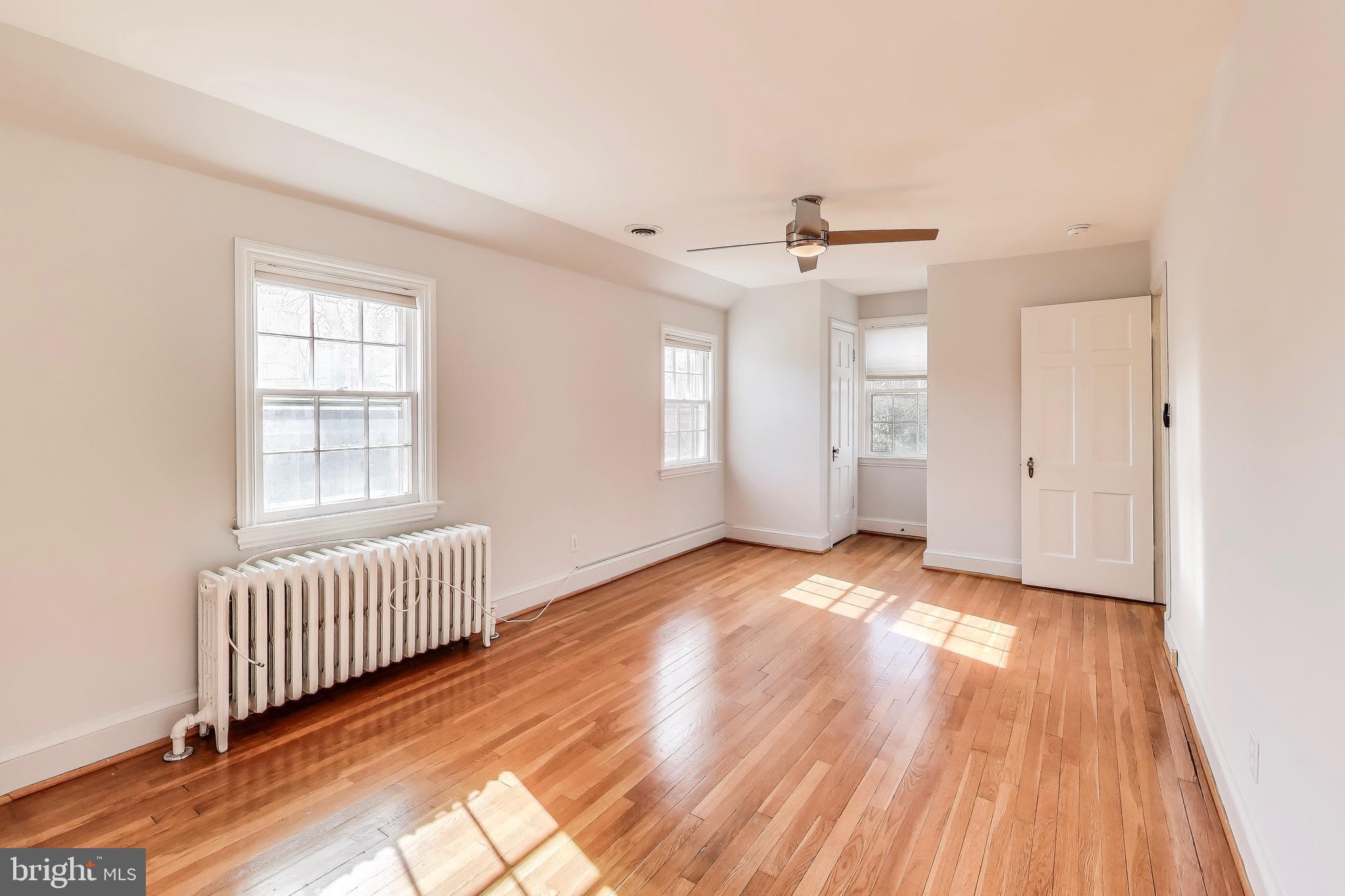 ROSEDALE PARK - Residential Lease