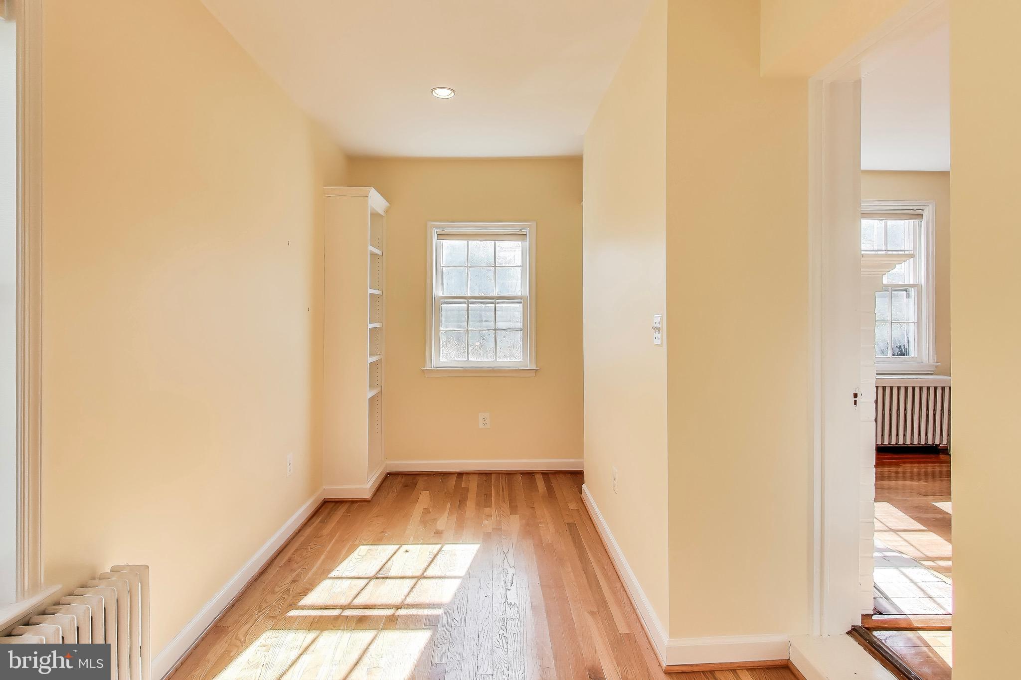 ROSEDALE PARK - Residential Lease