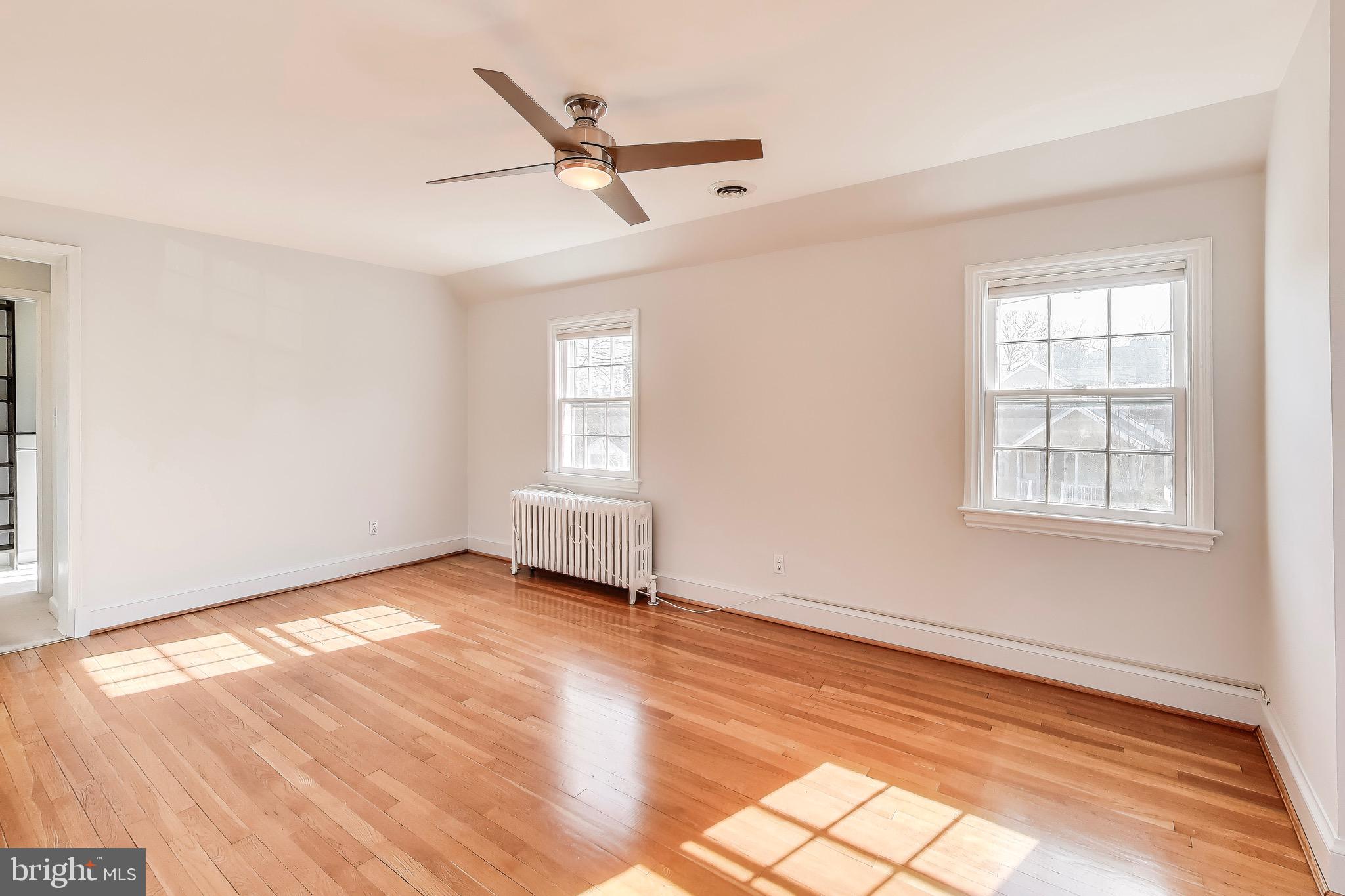 ROSEDALE PARK - Residential Lease