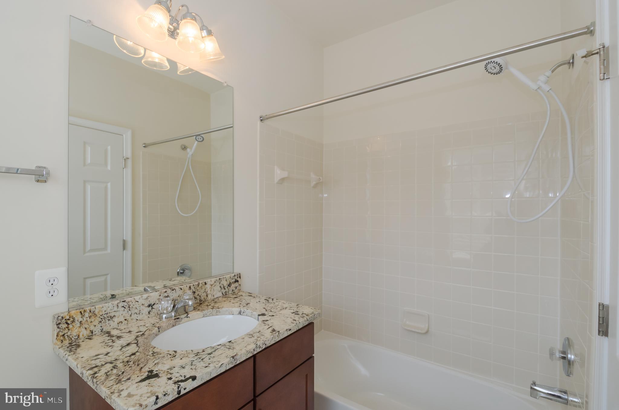 THE BRICK YARD - Residential