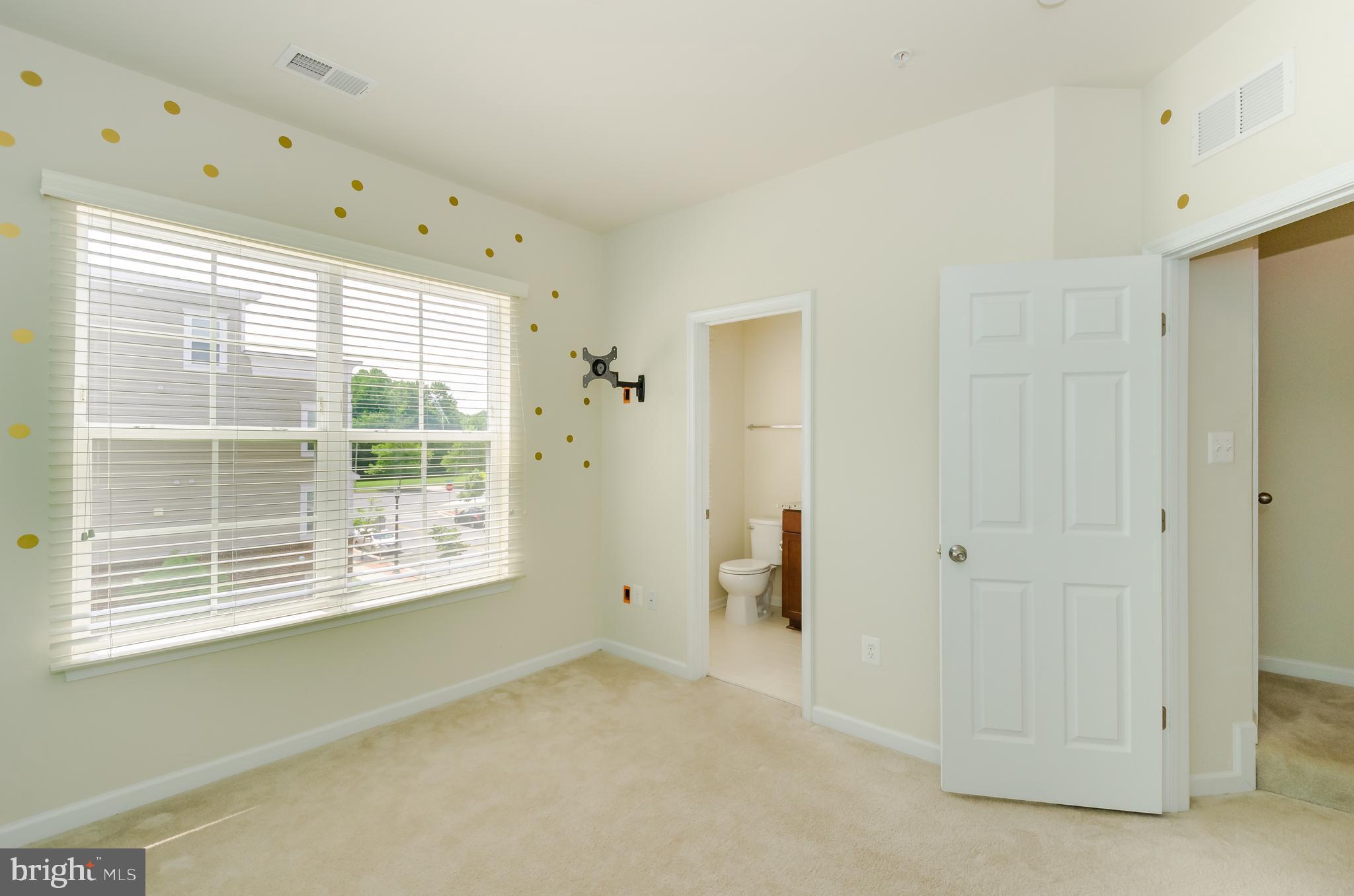 THE BRICK YARD - Residential