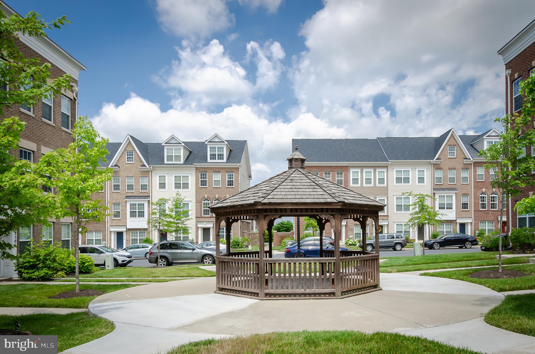 THE BRICK YARD - Residential