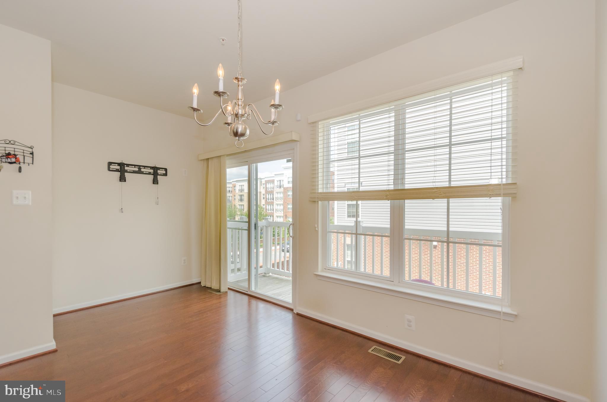 THE BRICK YARD - Residential